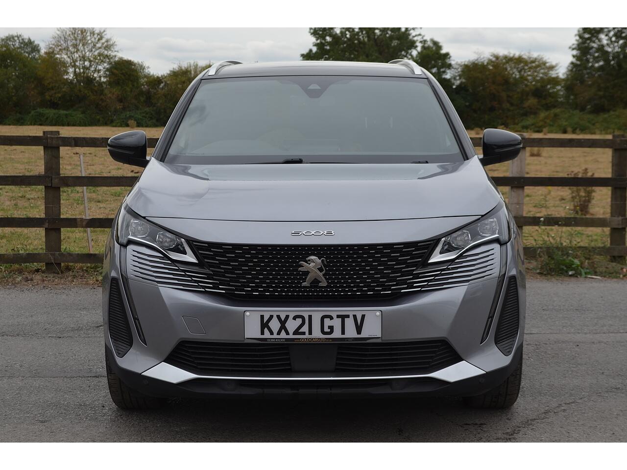 Peugeot 5008 view 4