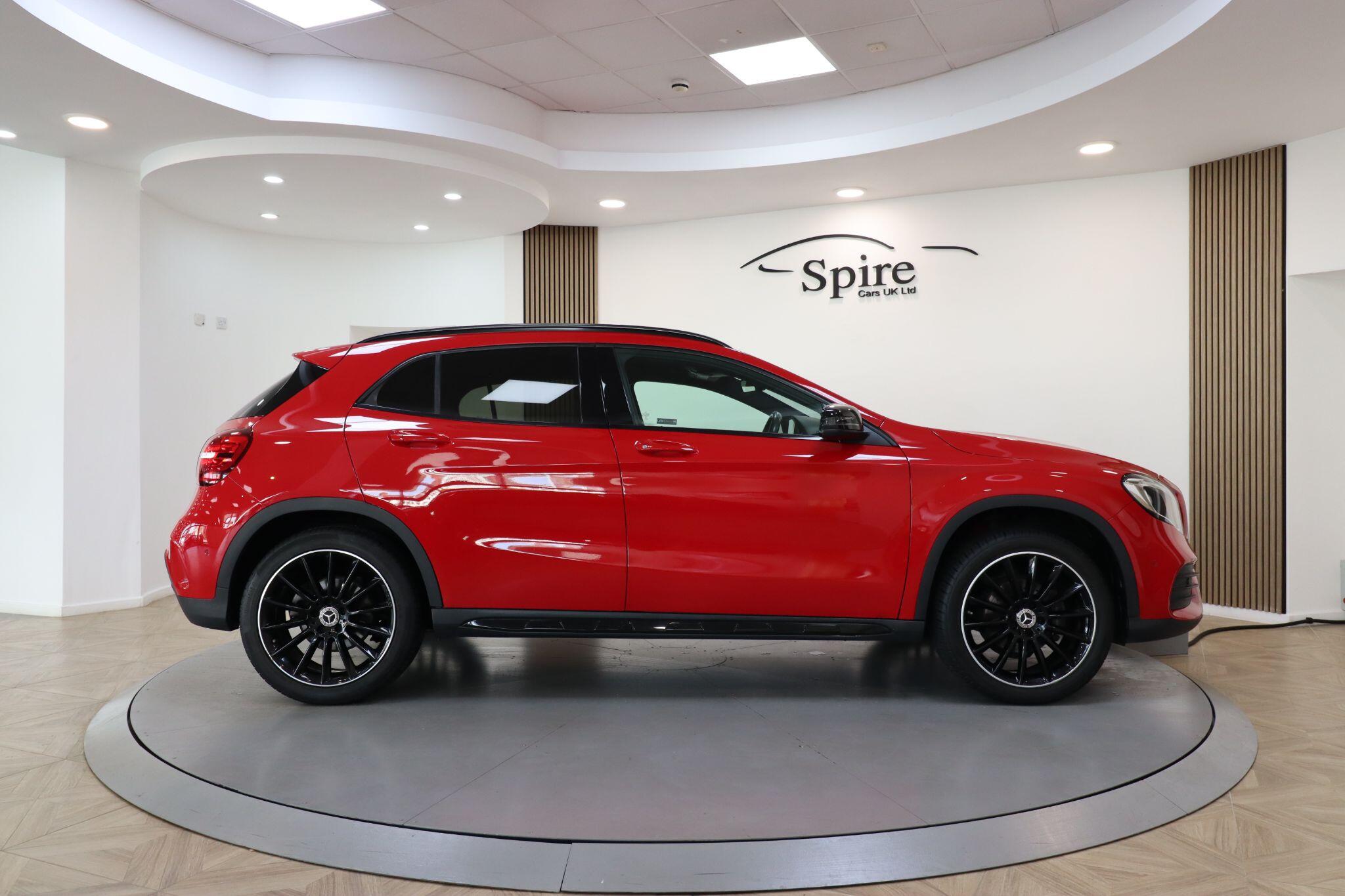 Mercedes-Benz Gla view 5