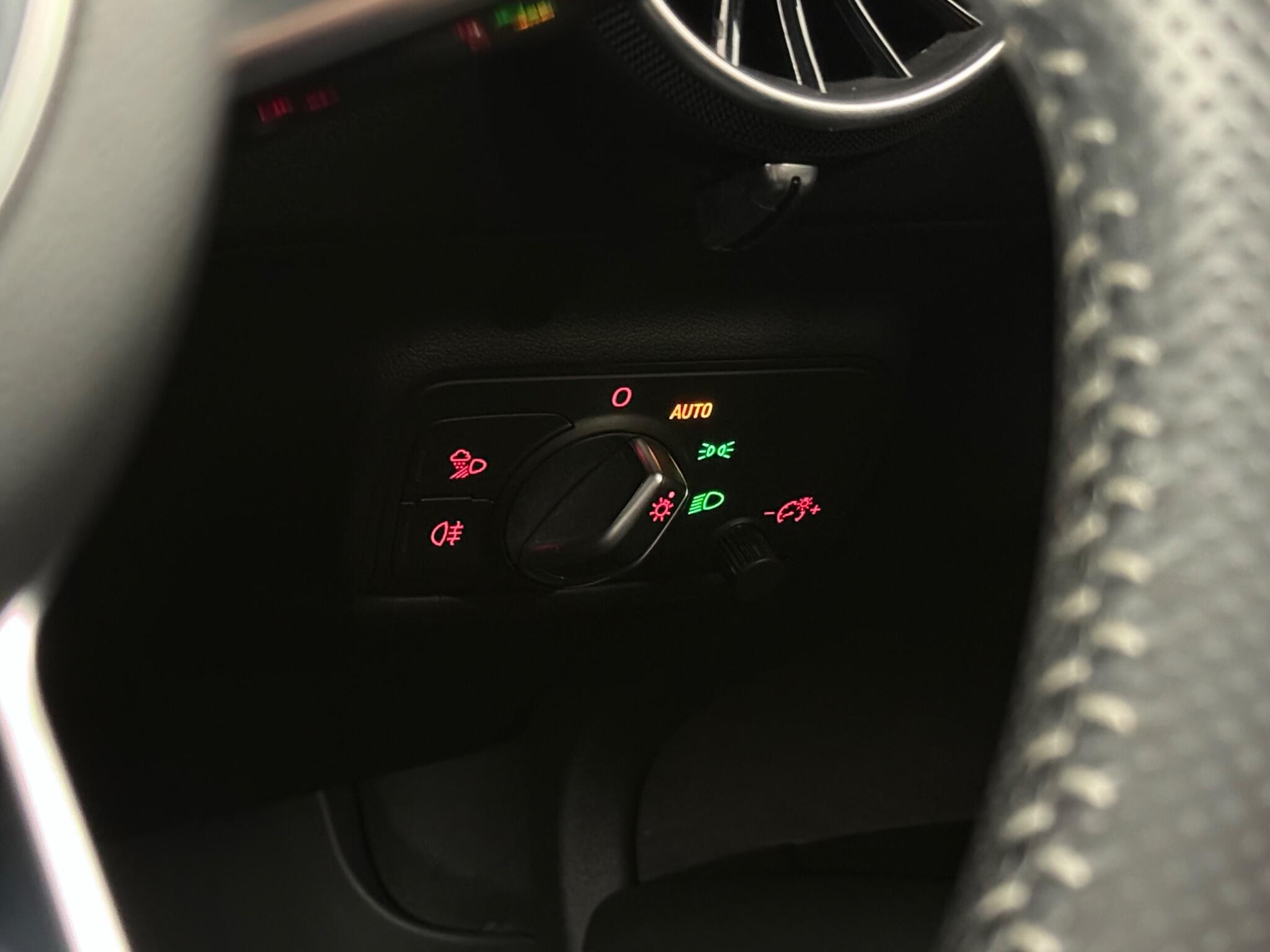 Audi TT view 18