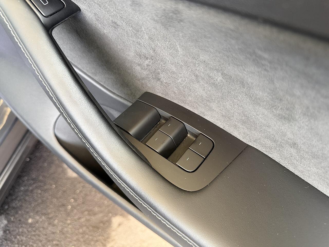 Tesla Model 3 view 27