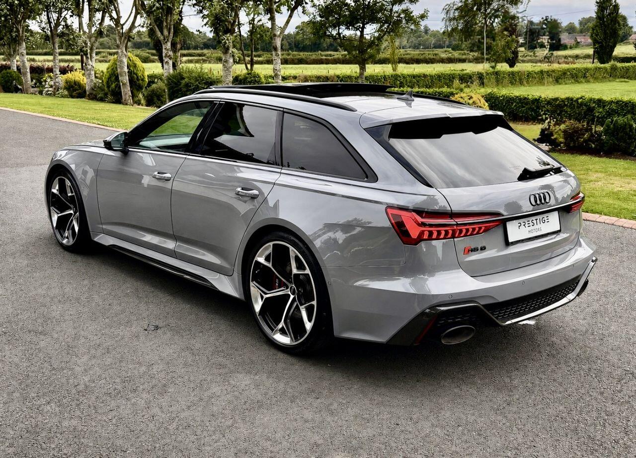 Audi RS6 view 4