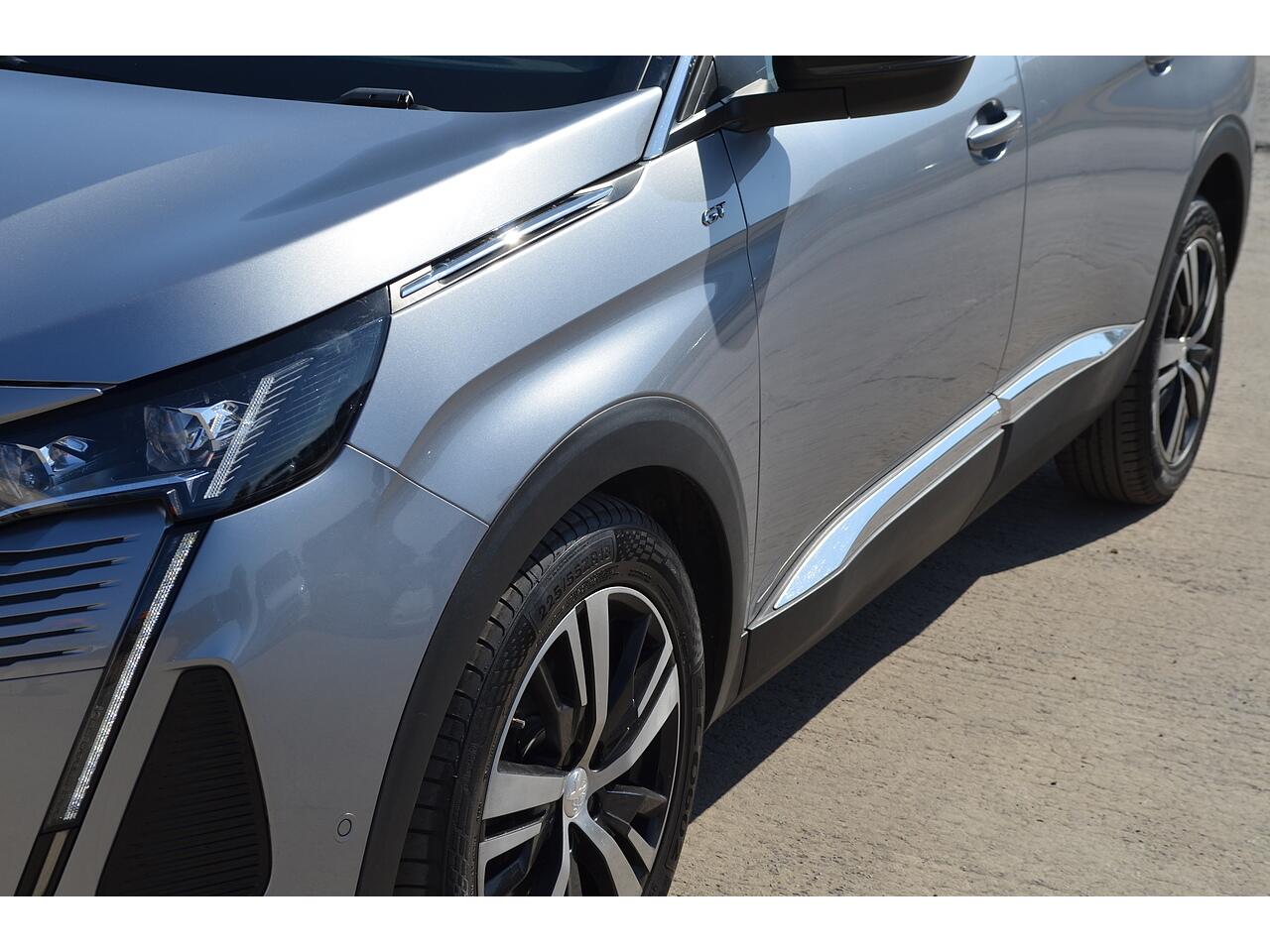 Peugeot 5008 view 25