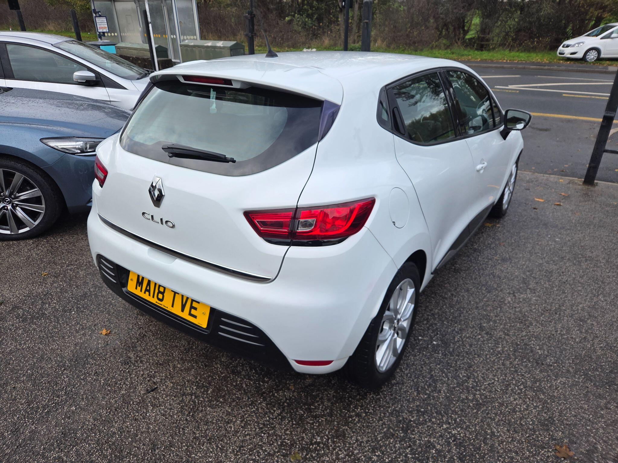 2018 Renault Clio 1.5 dCi Dynamique Nav Euro 6 (s/s) 5dr • 92,198 miles image 6
