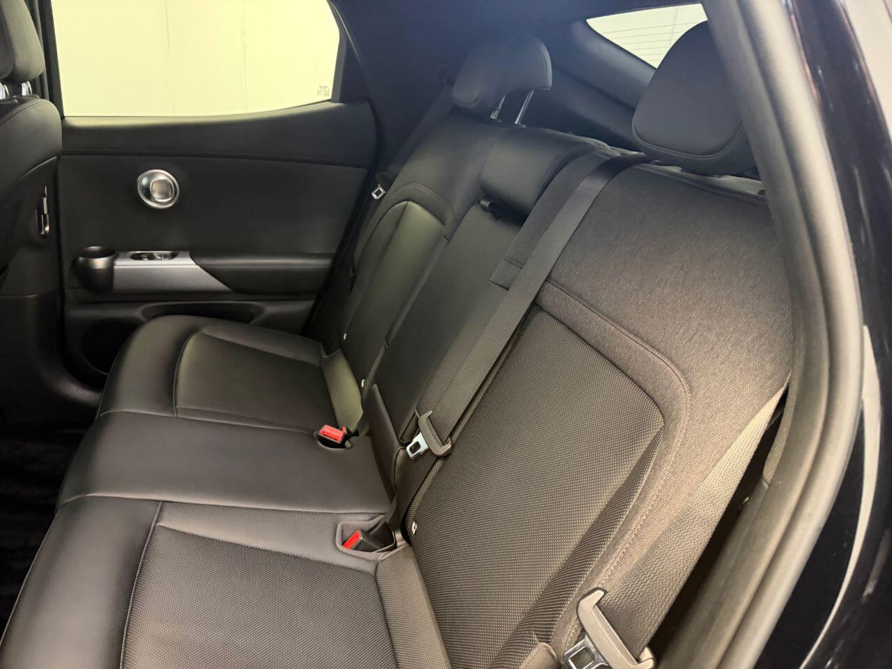 Genesis GV60 view 17