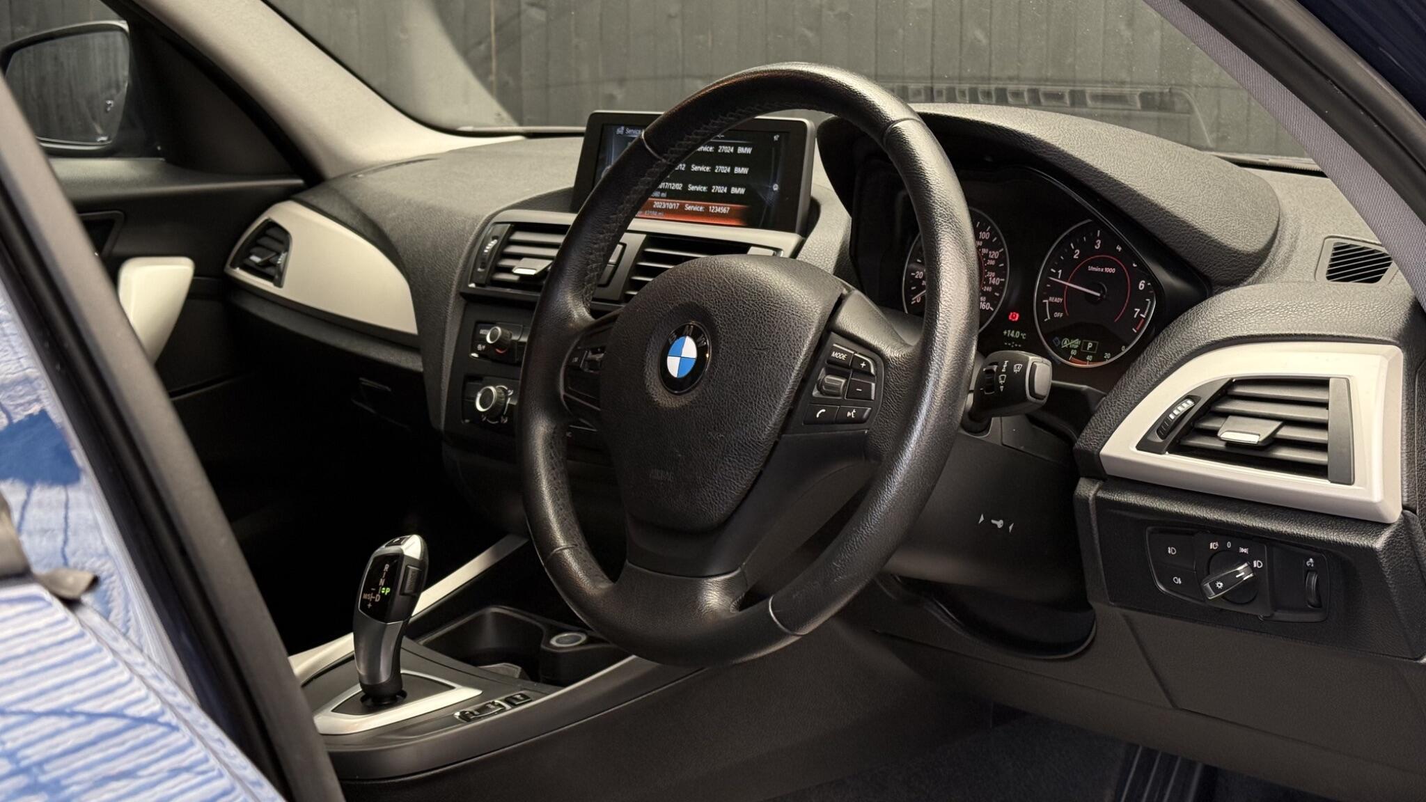 BMW 1 Series view 15