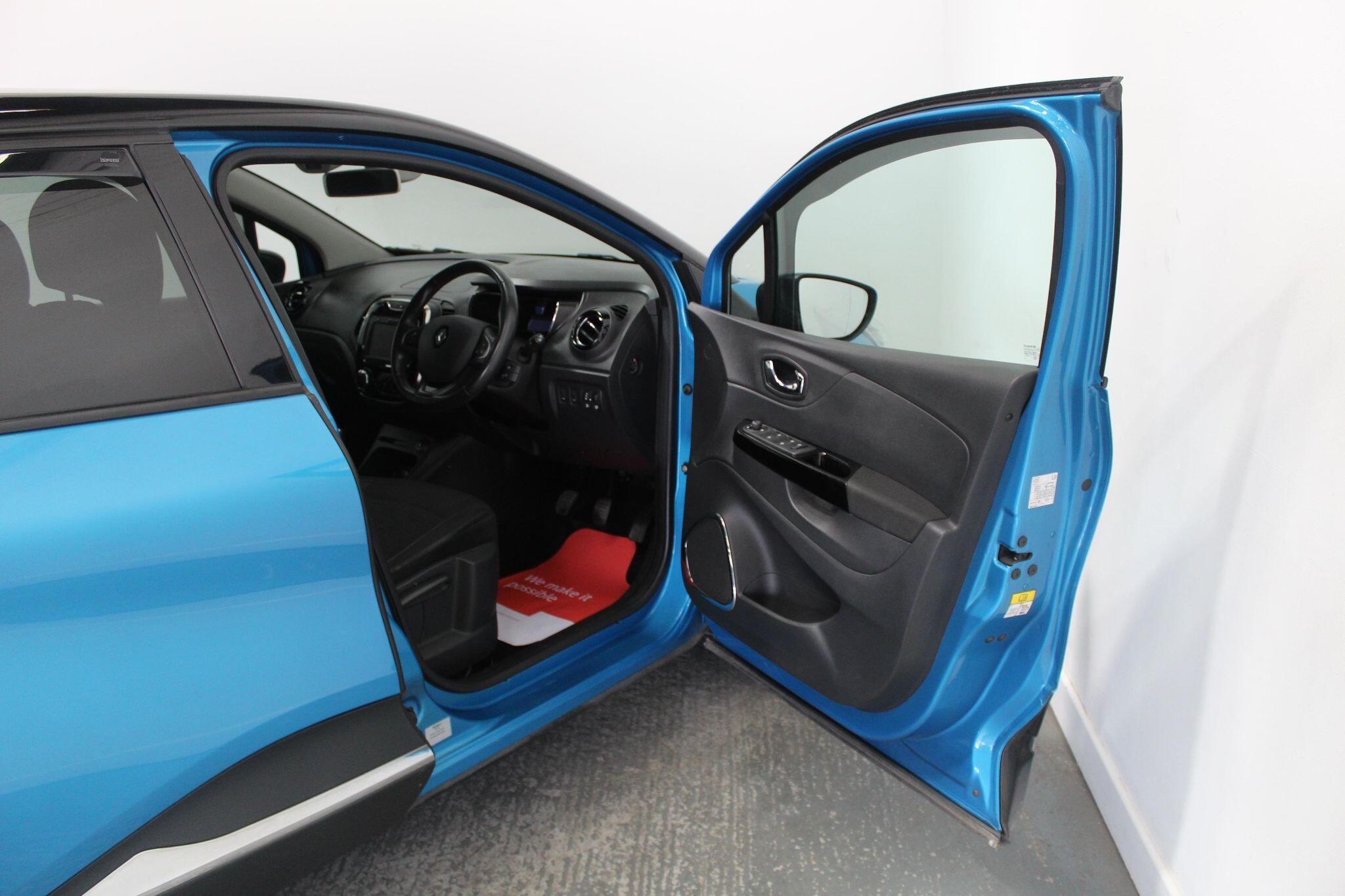 Renault Captur view 24