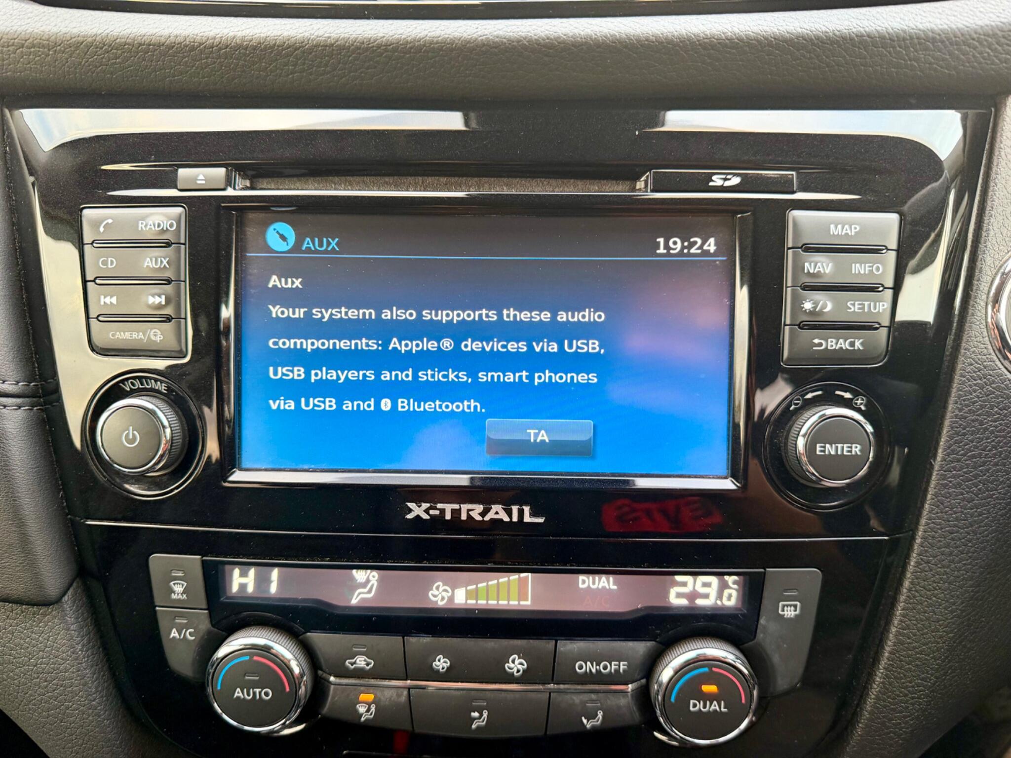 Nissan X-Trail view 54