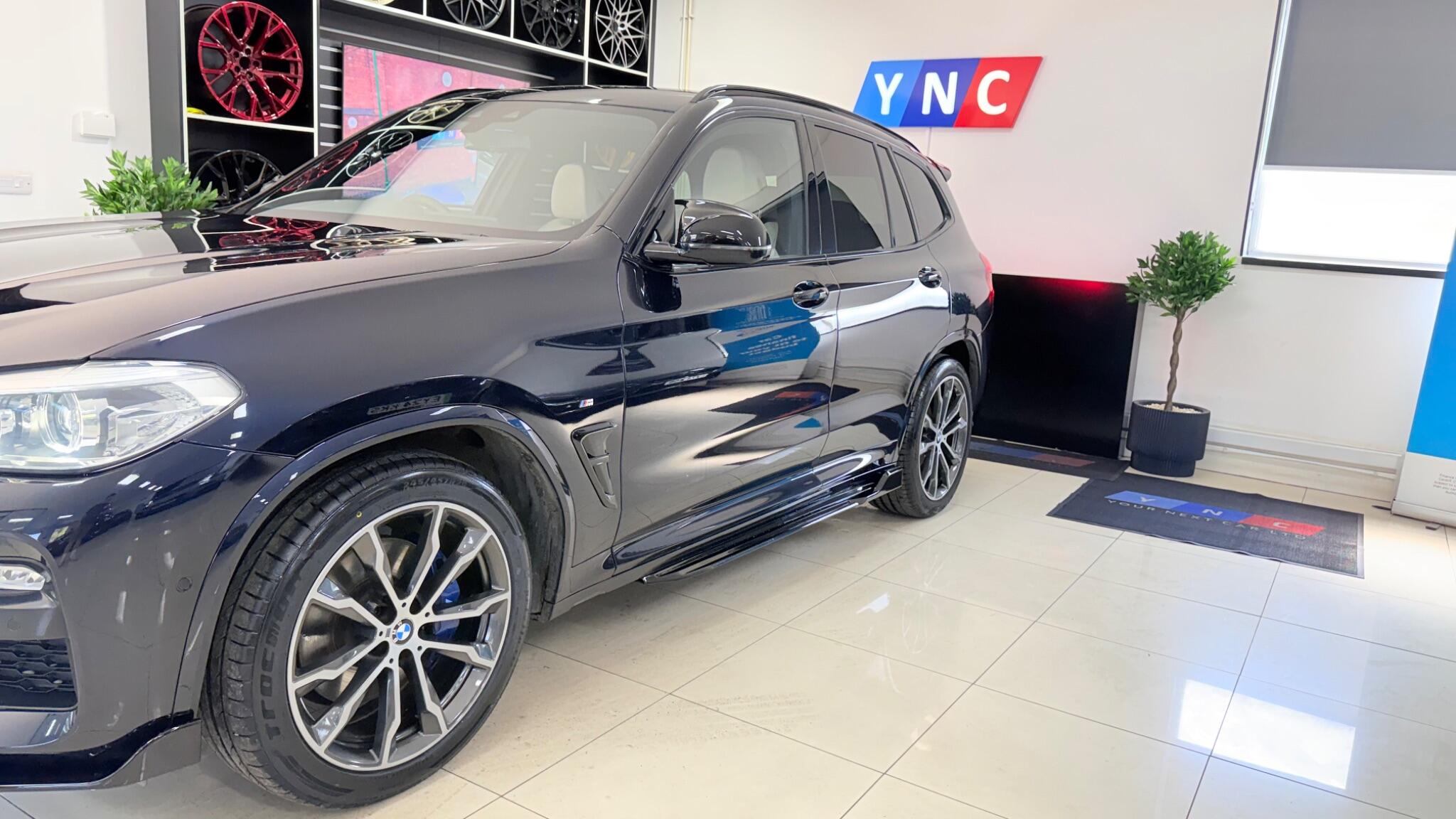 BMW X3 view 9