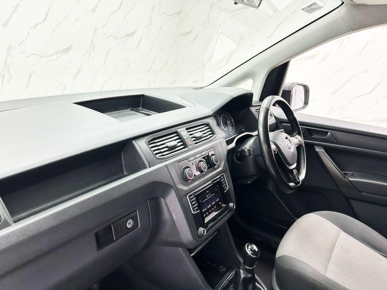 Volkswagen Caddy view 14