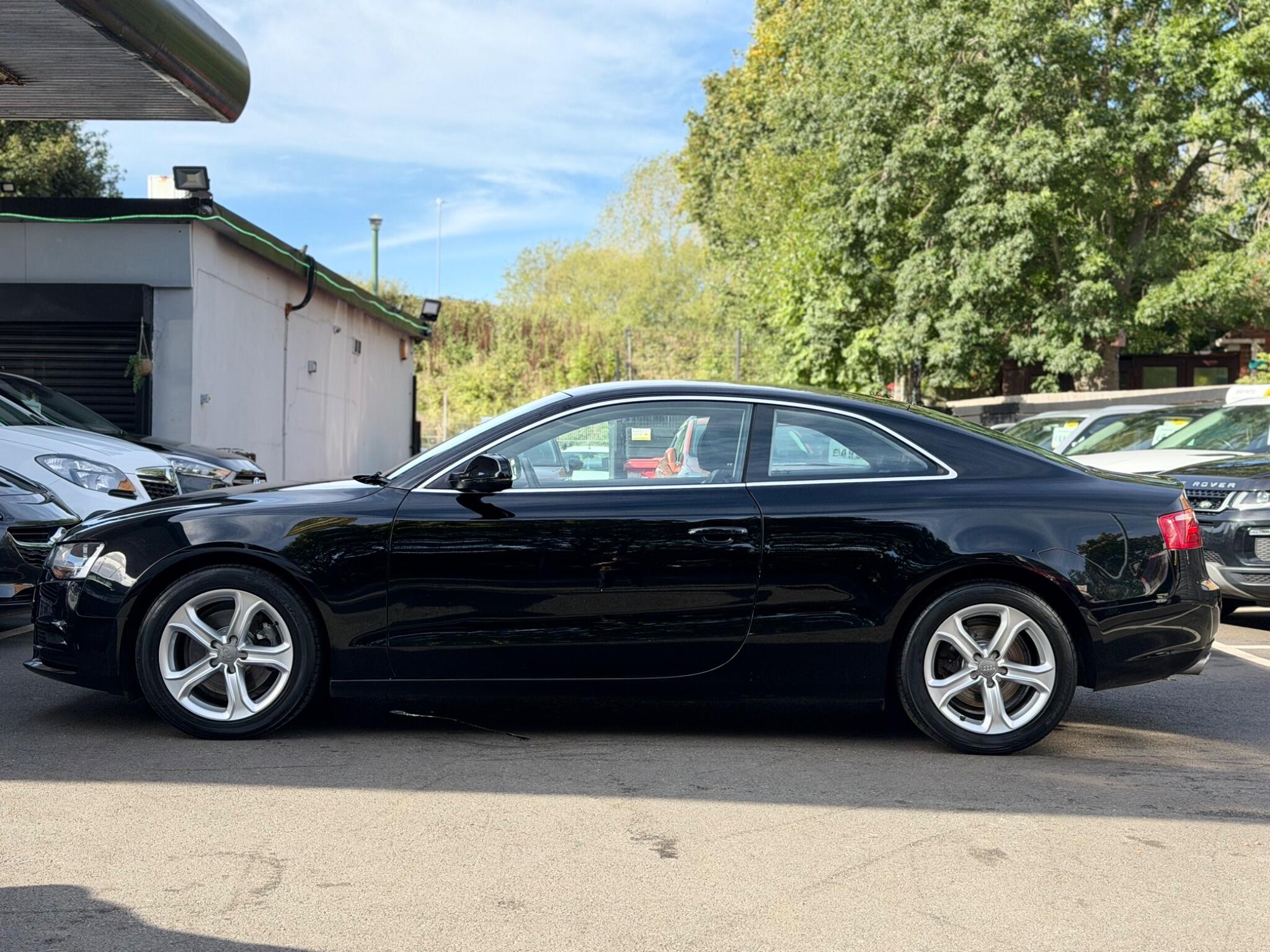 Audi A5 view 11