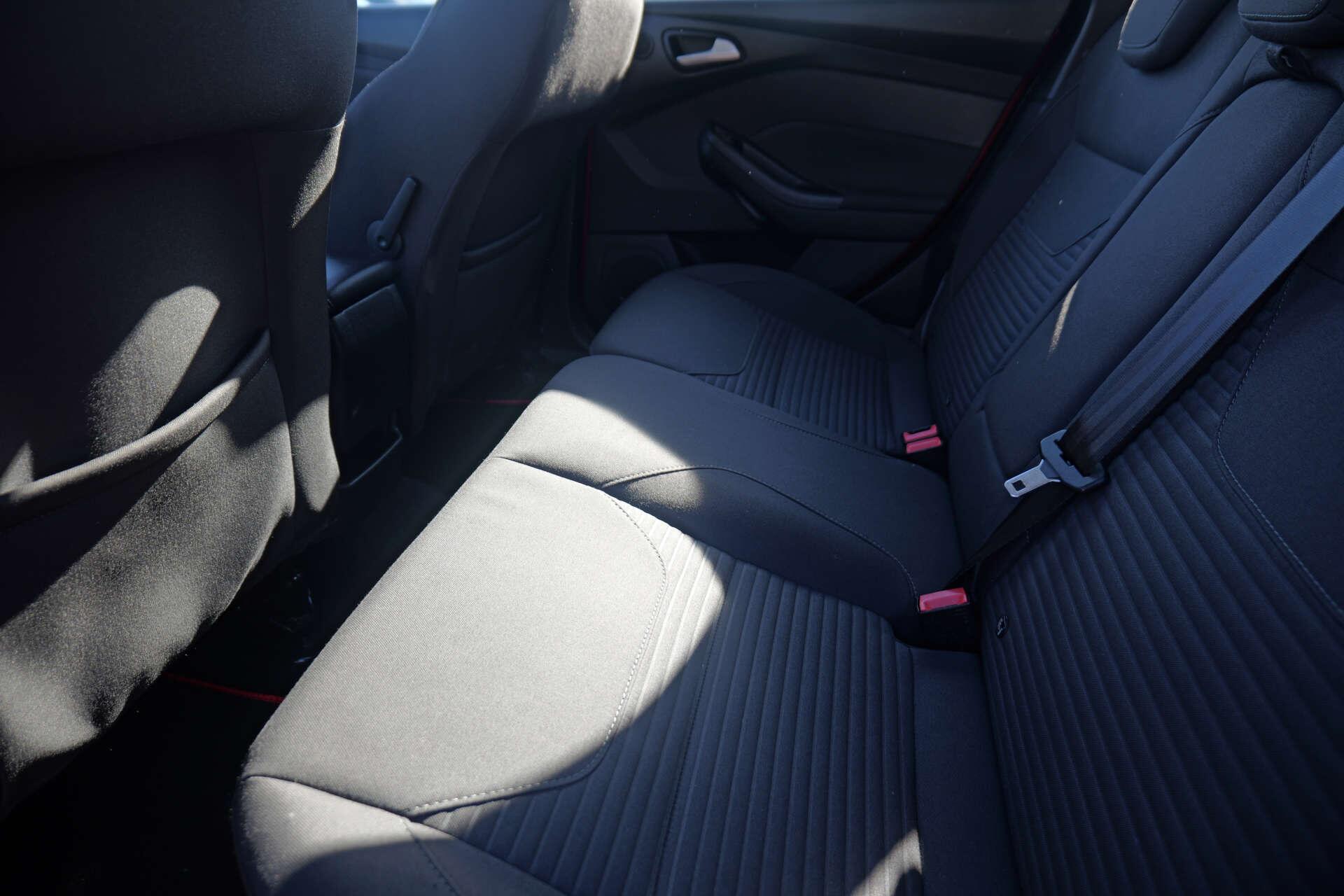 Ford Focus view 41