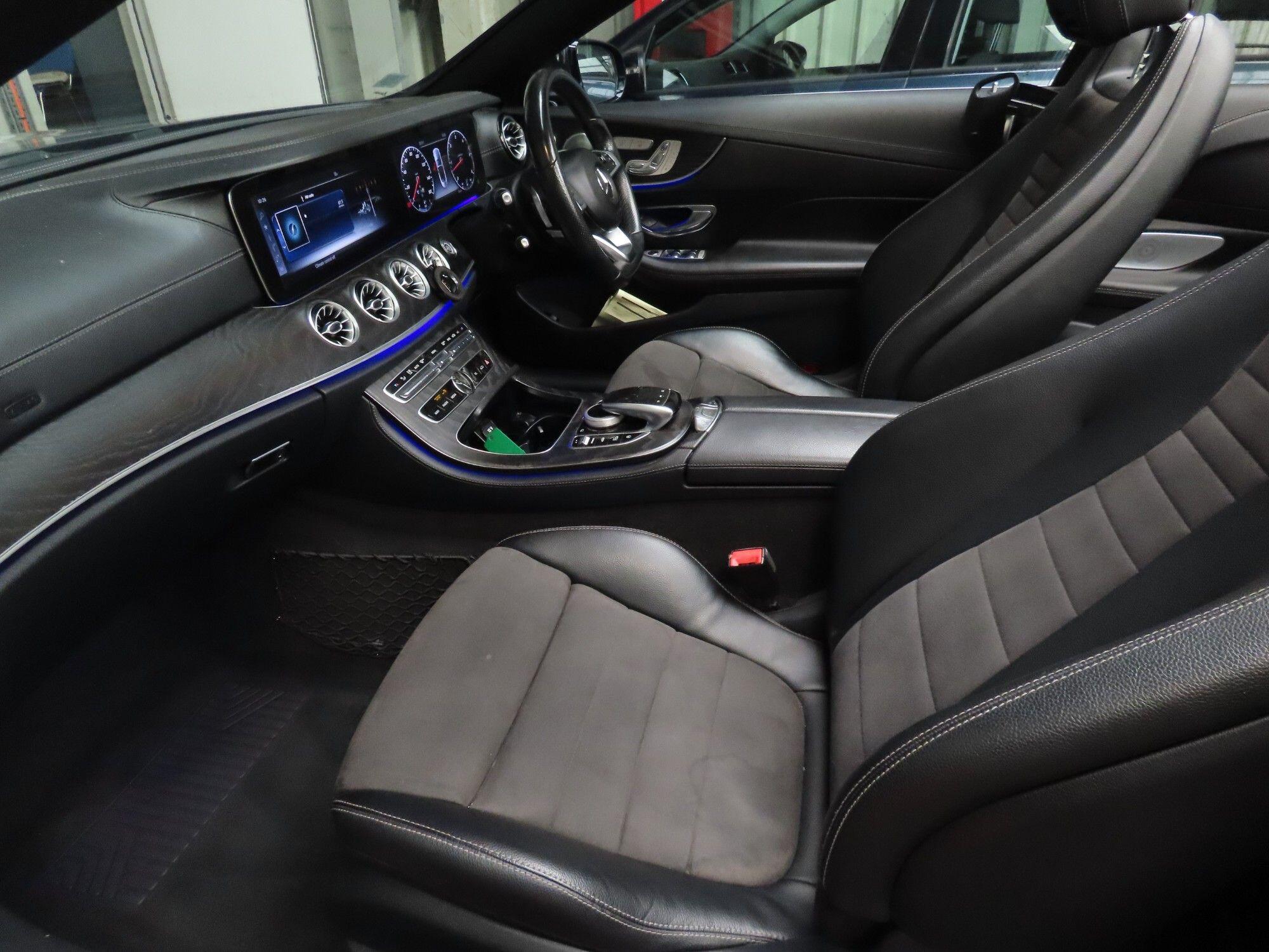 Mercedes-Benz E-Class view 16
