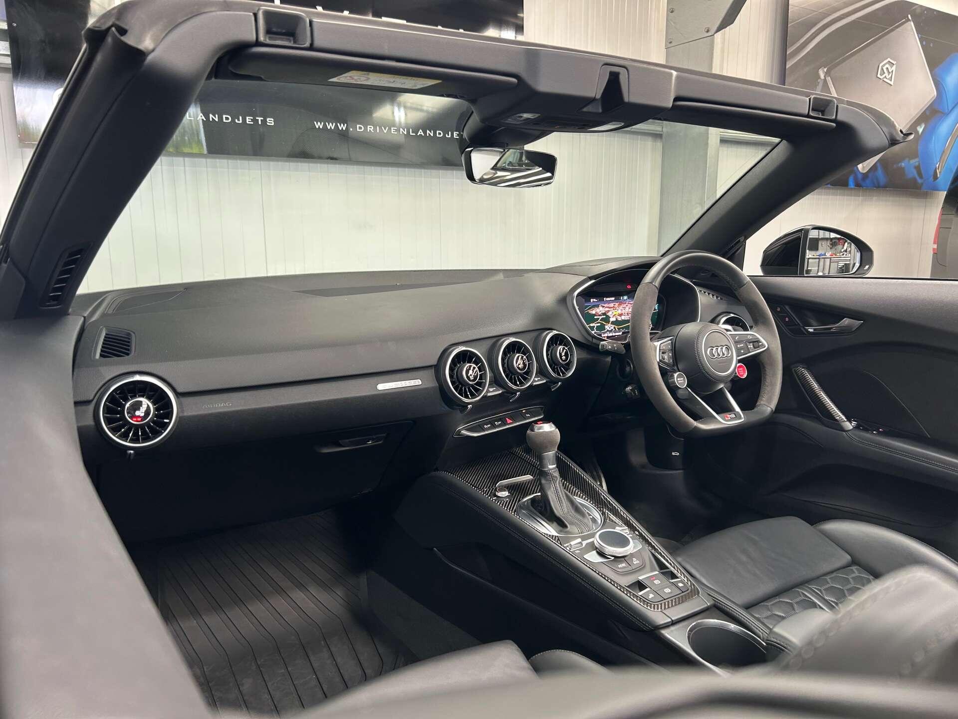 Audi TT RS view 34