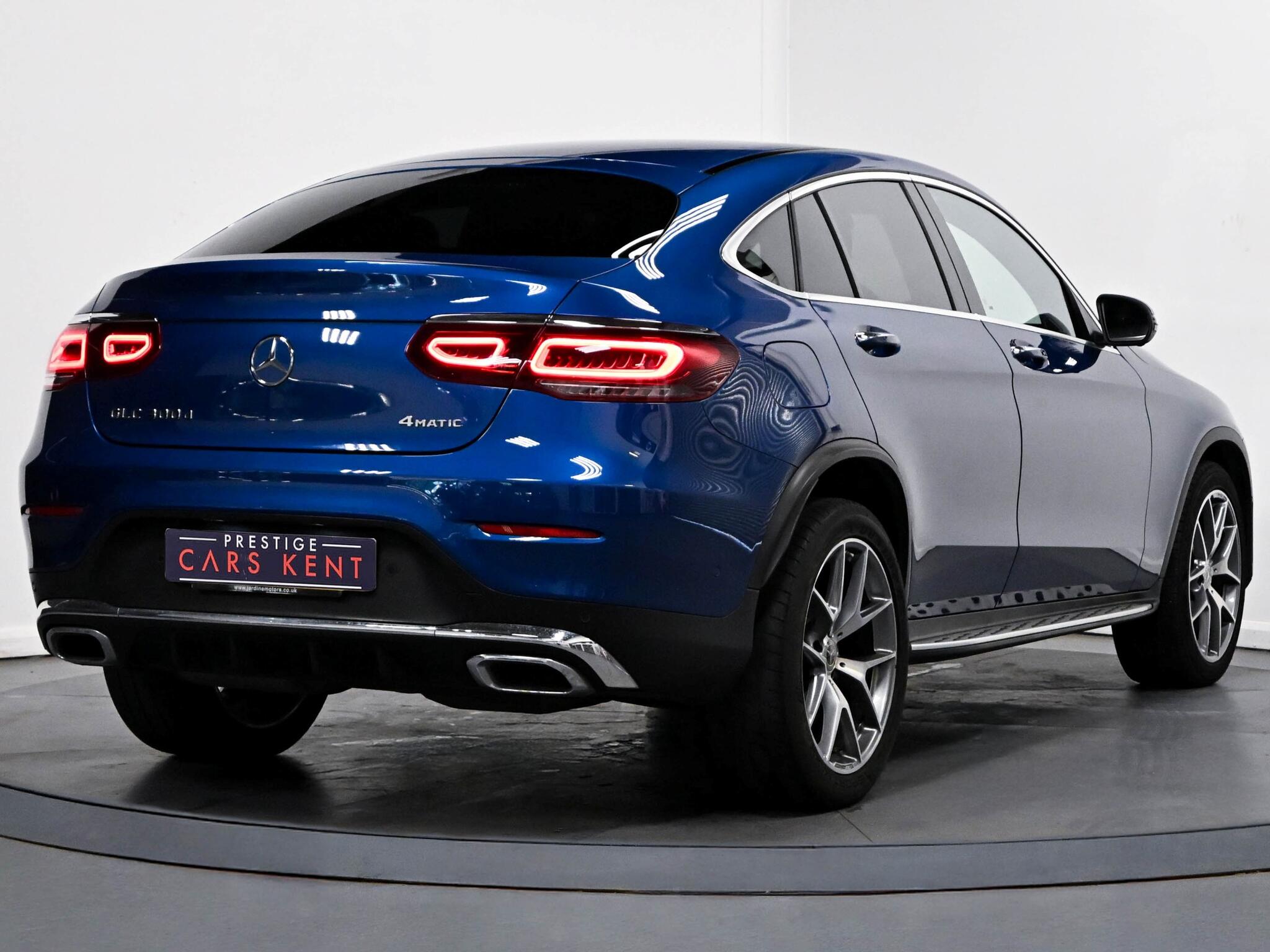 Mercedes-Benz GLC view 7