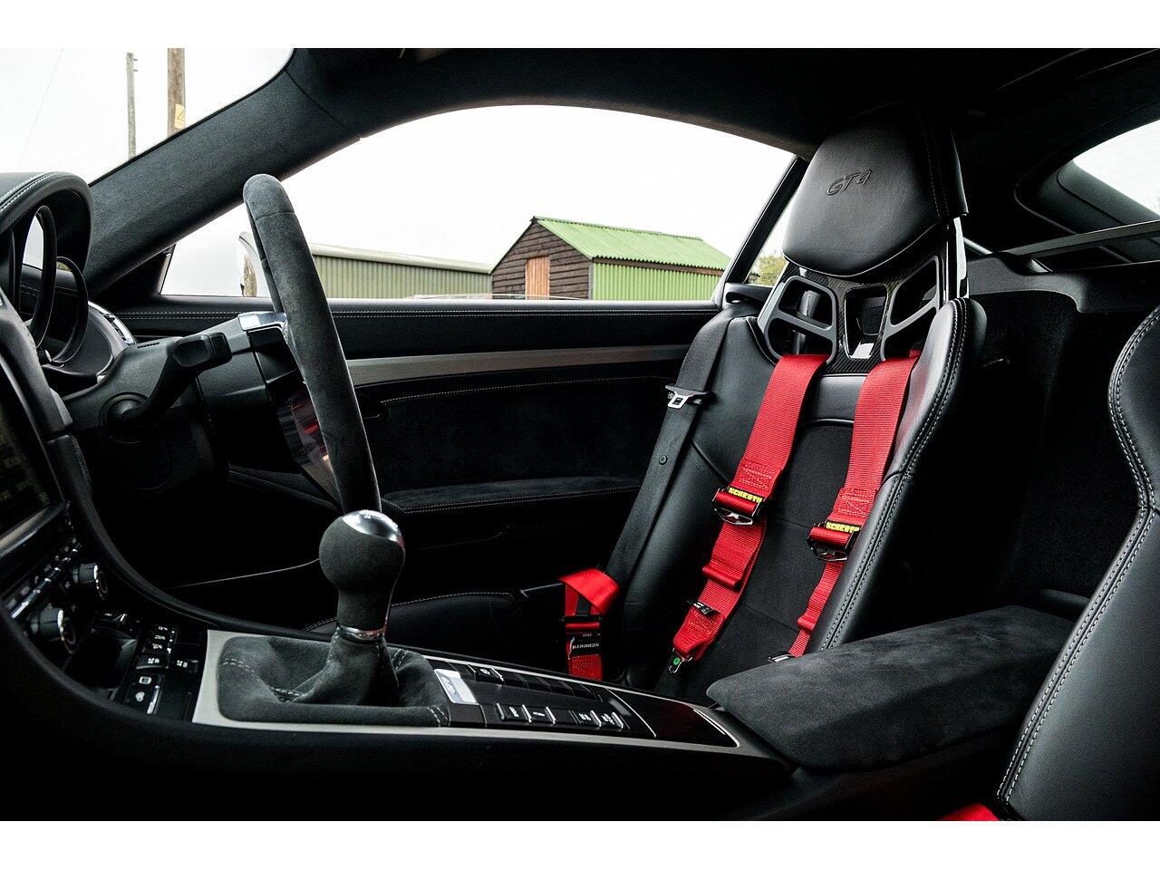 Porsche Cayman view 24