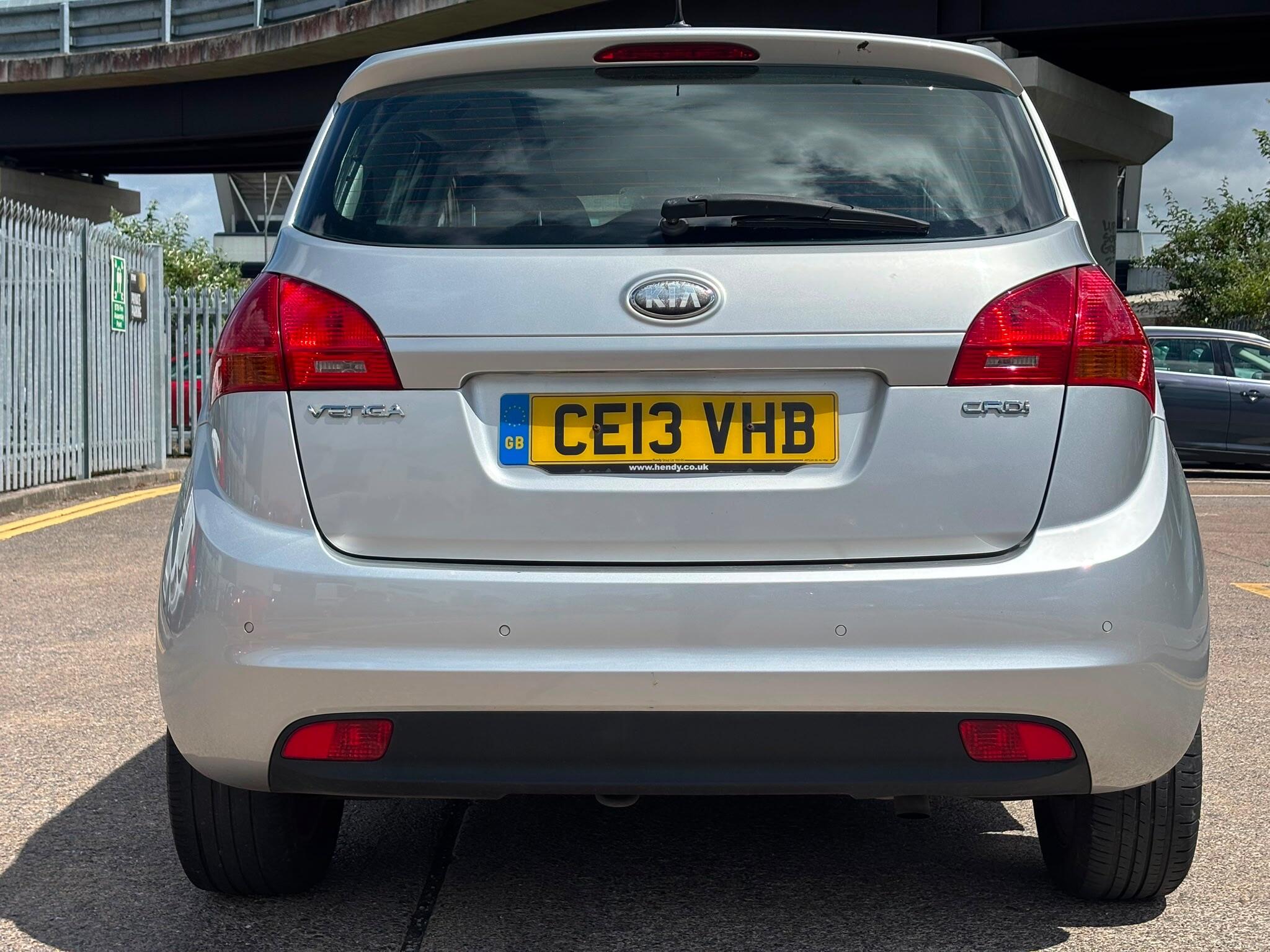 Kia Venga view 15