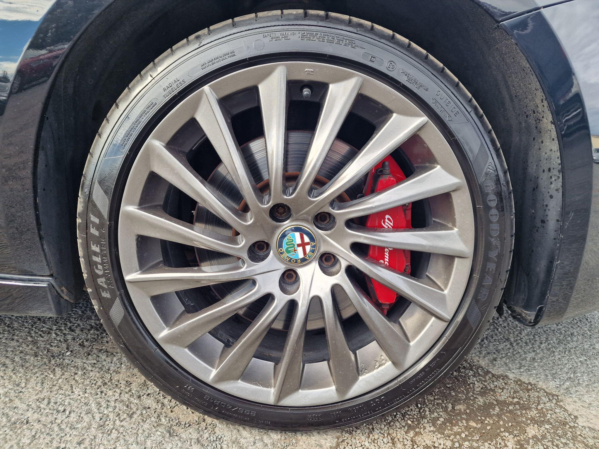 Alfa Romeo Giulietta view 45