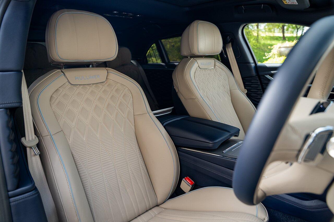 Bentley Flying Spur view 42