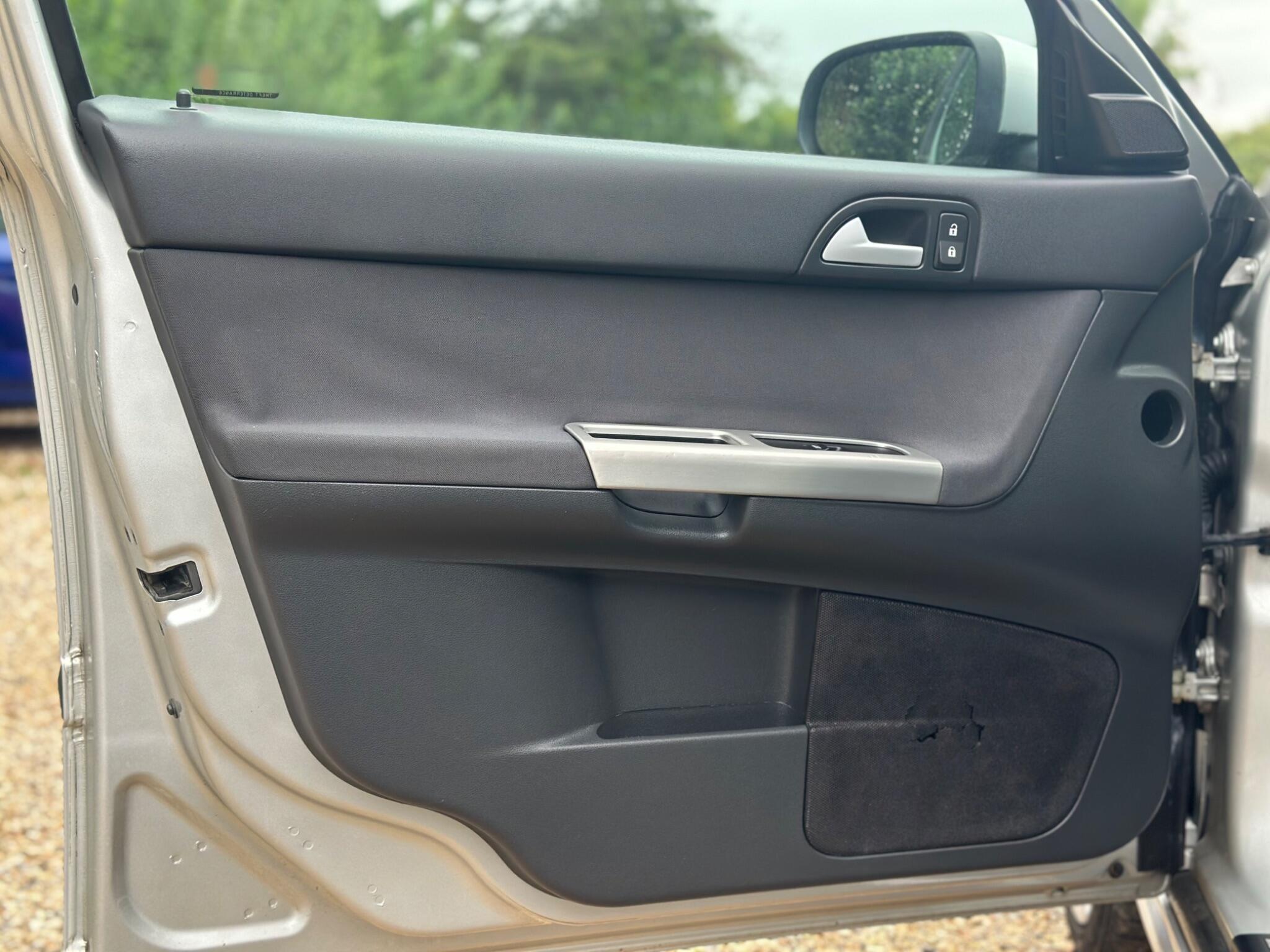 Volvo V50 view 48