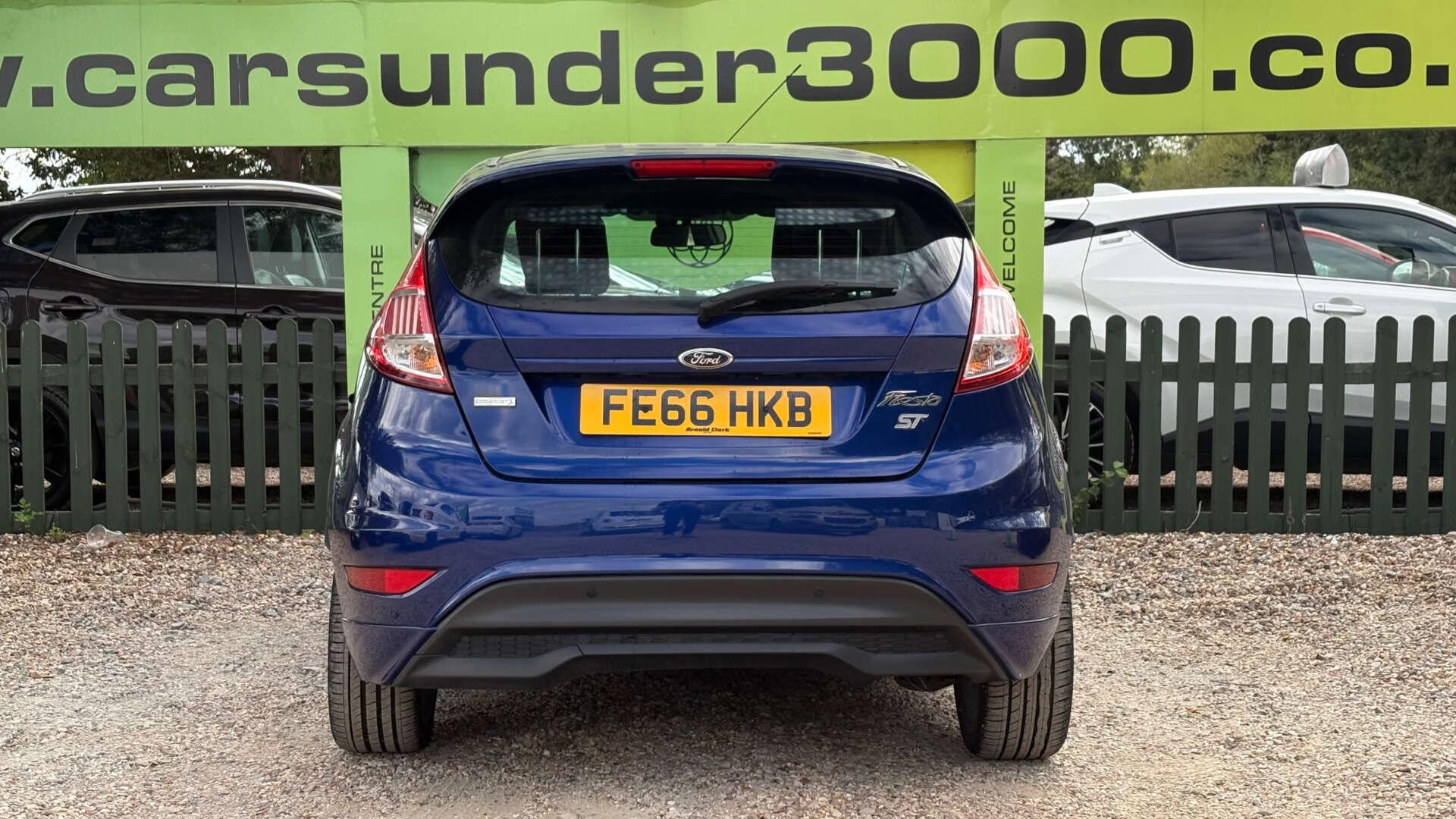 Ford Fiesta view 8