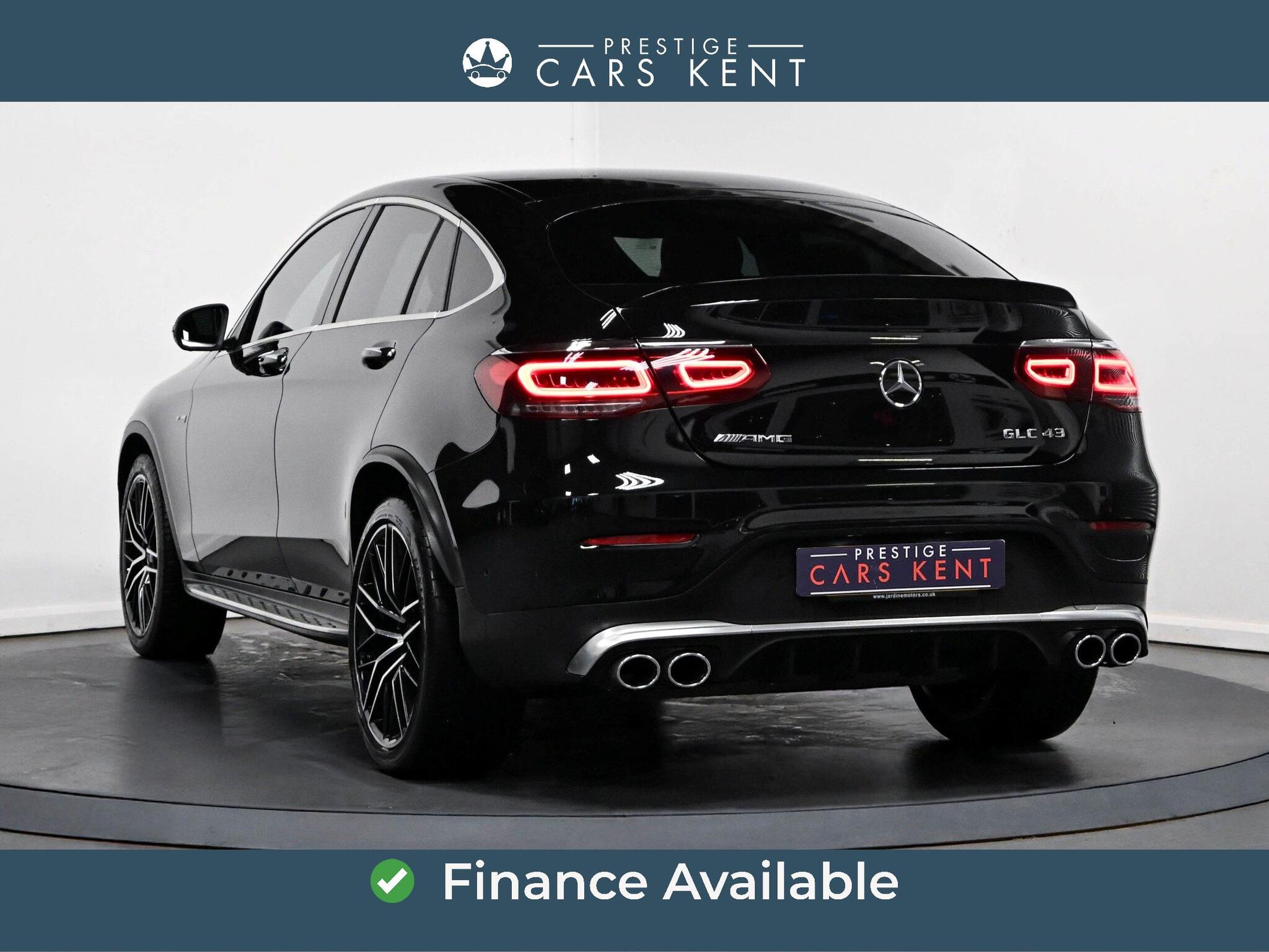 Mercedes-Benz GLC view 3