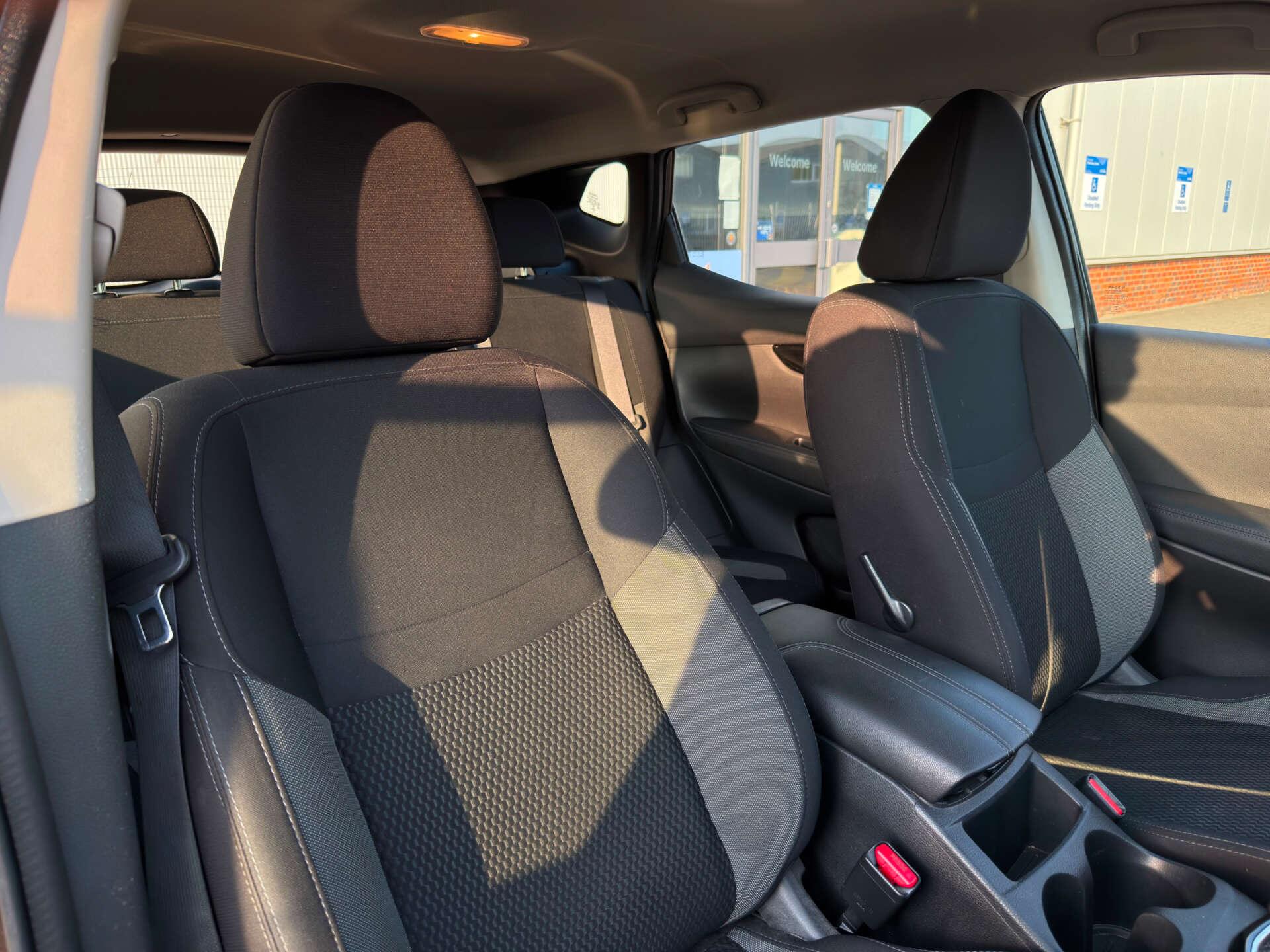 Nissan Qashqai view 15