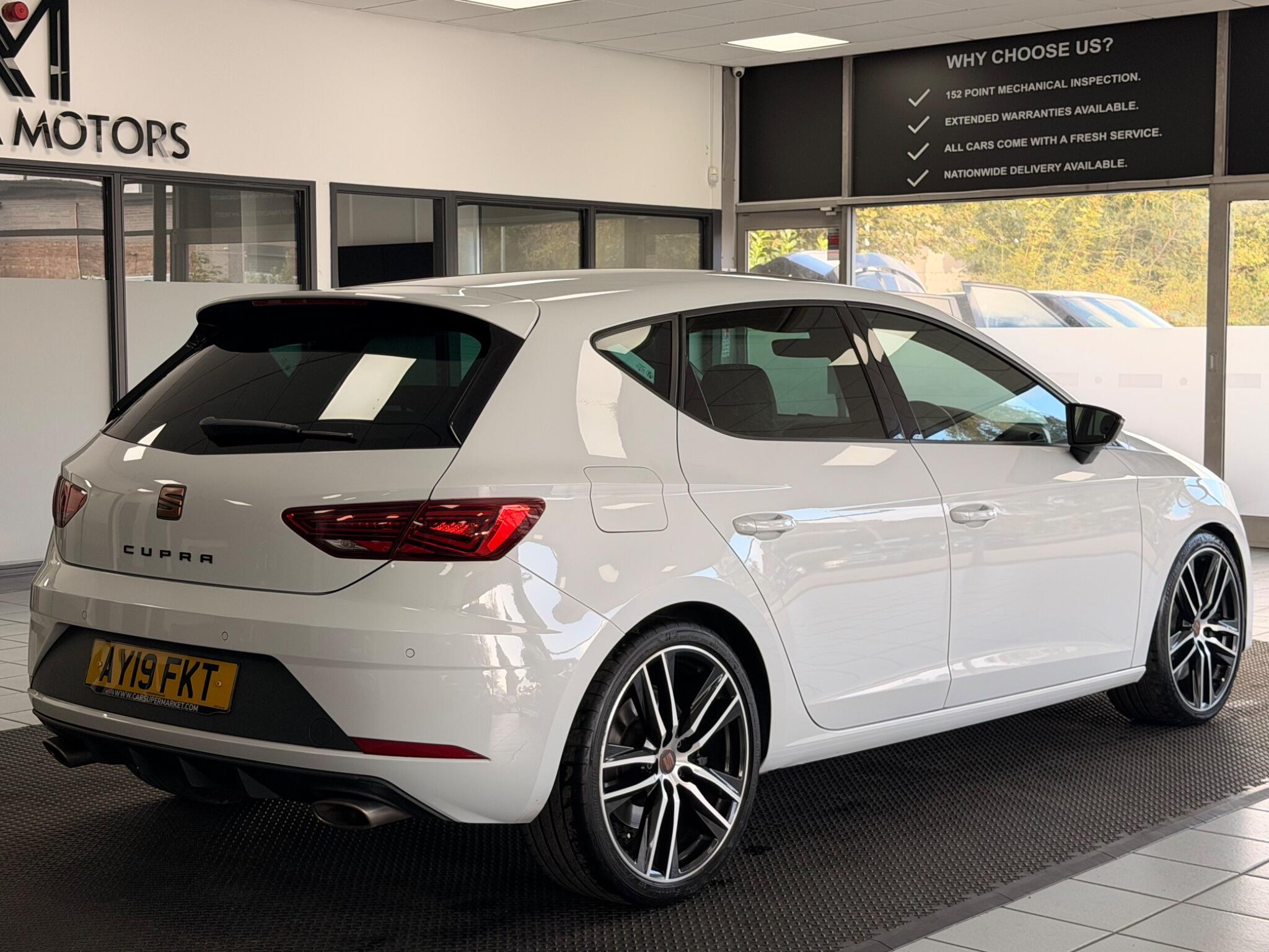 Seat Leon view 9