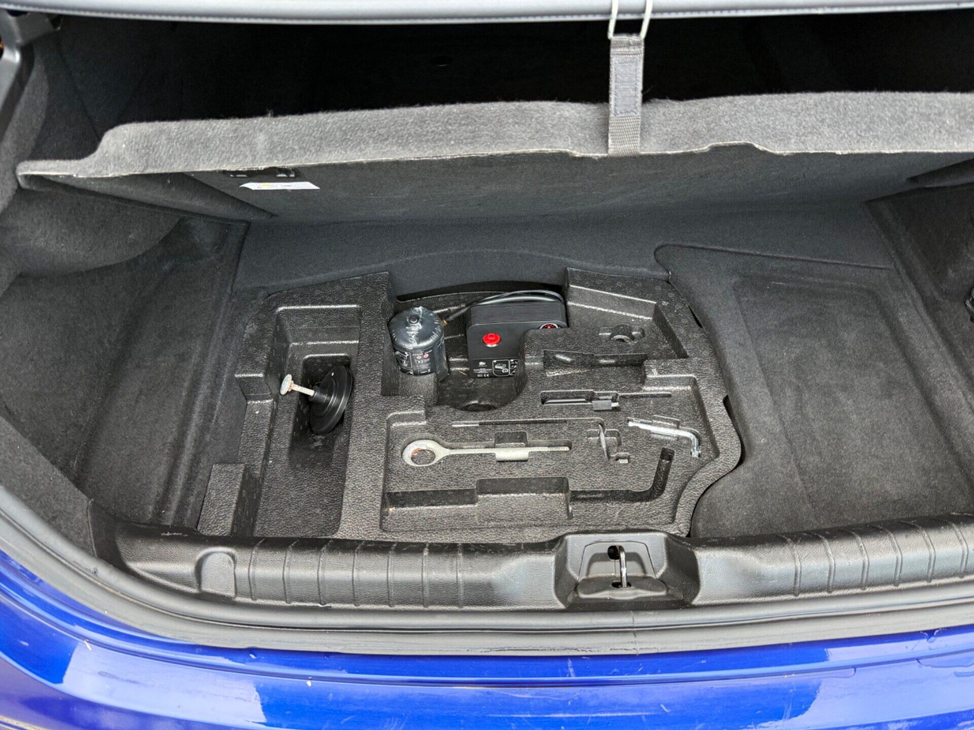 Maserati Ghibli view 21