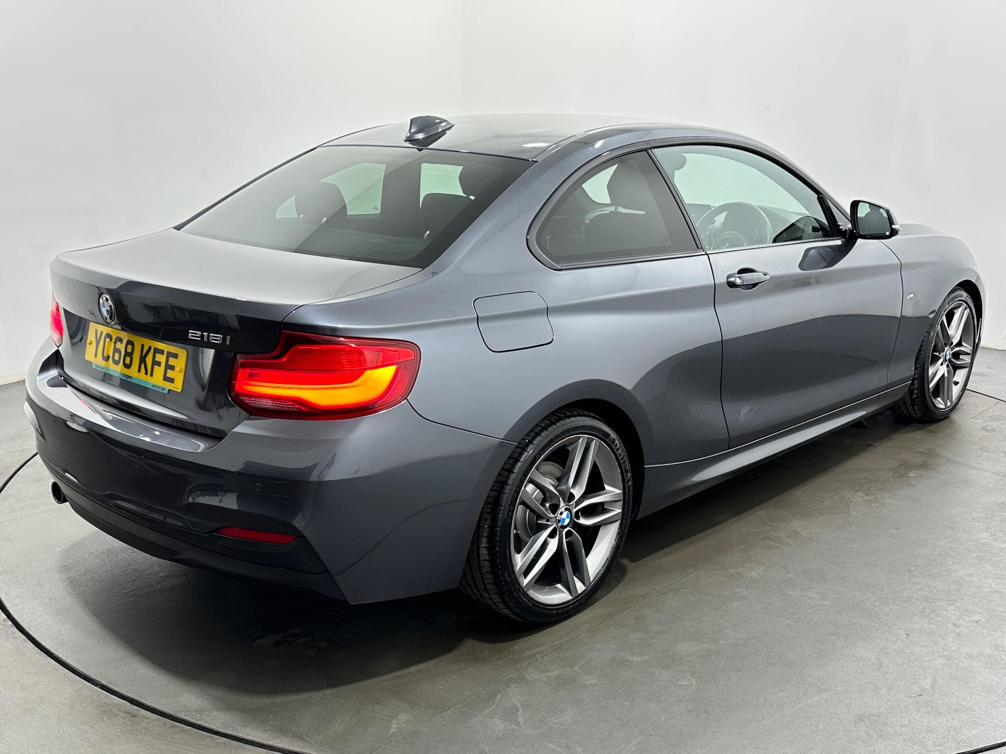 BMW 2 Series view 48