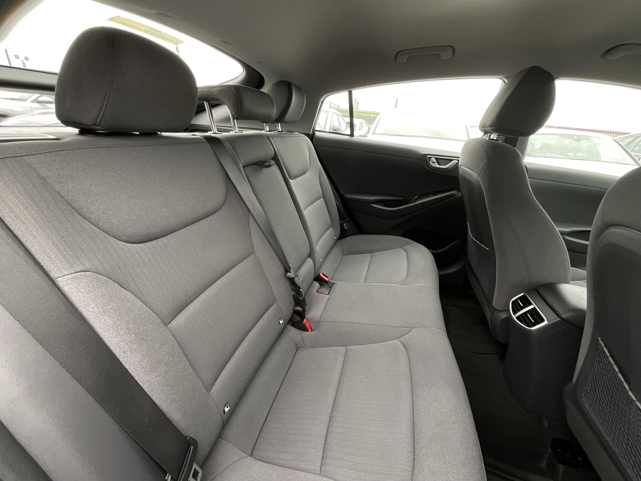 Hyundai Ioniq view 12