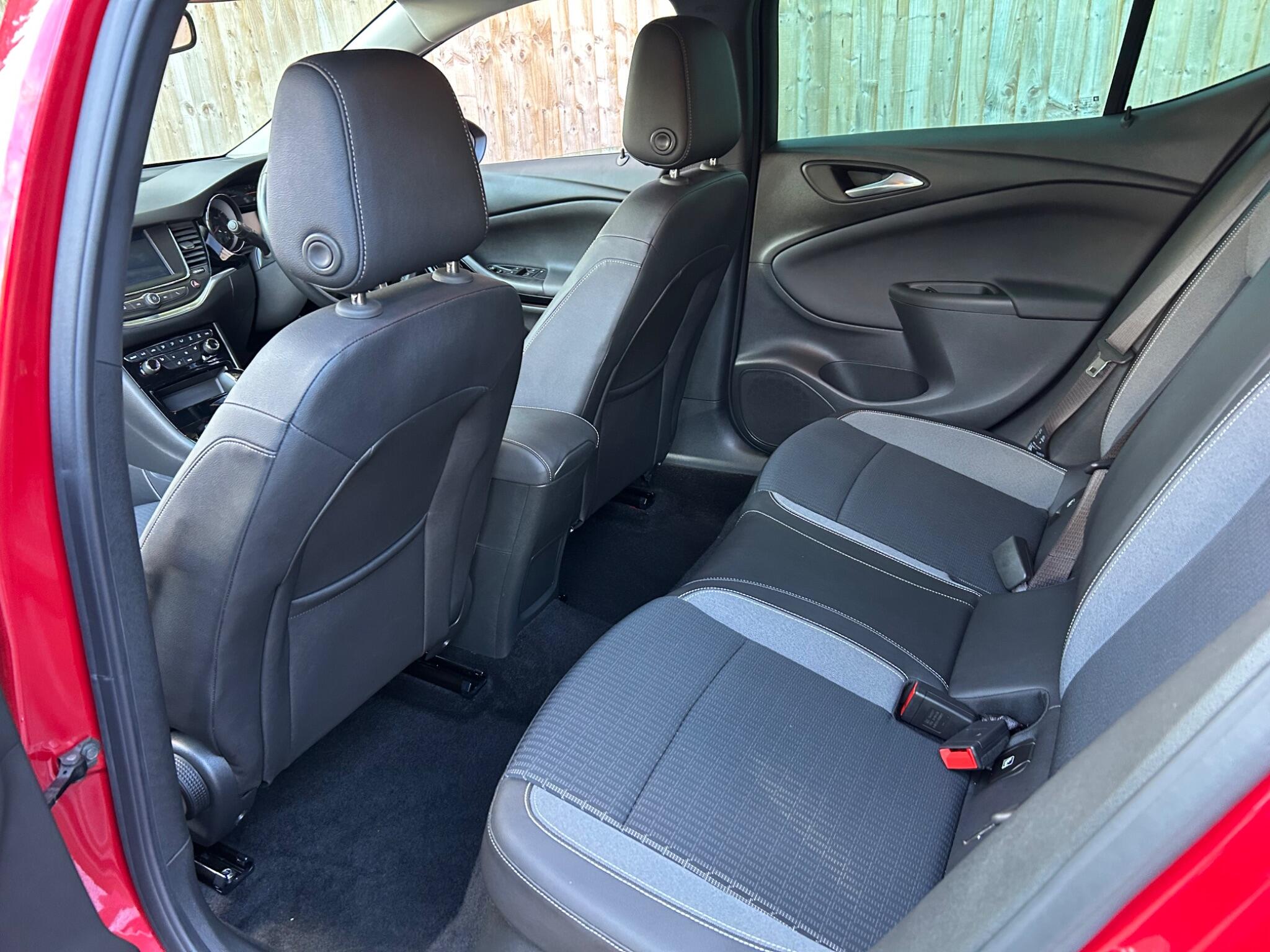Vauxhall Astra view 31
