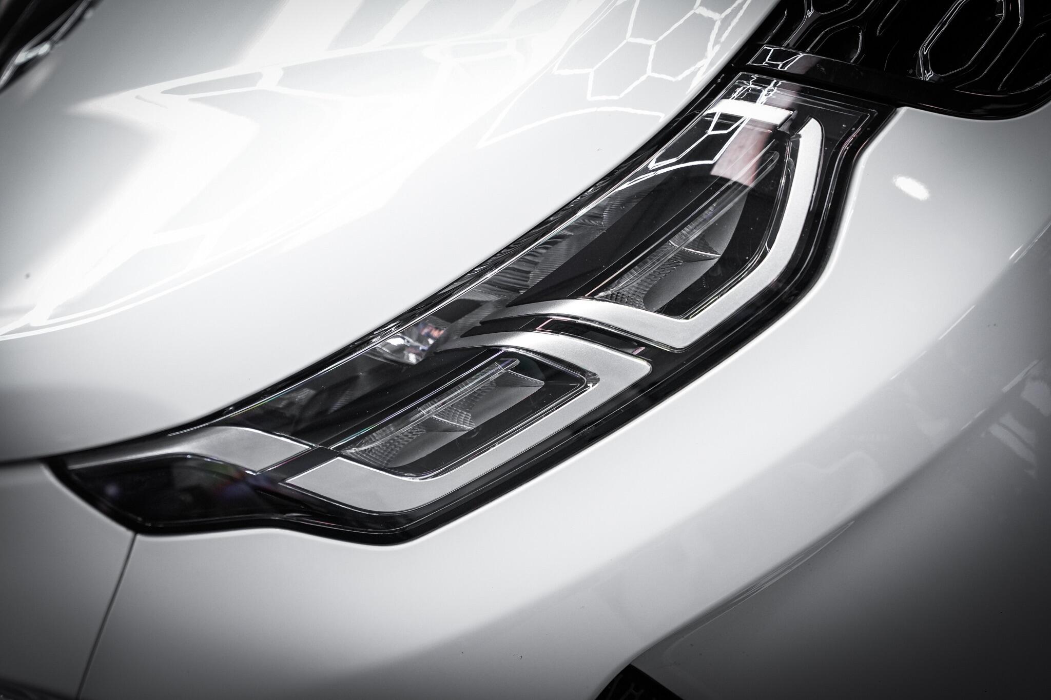 Land Rover Discovery Sport view 33