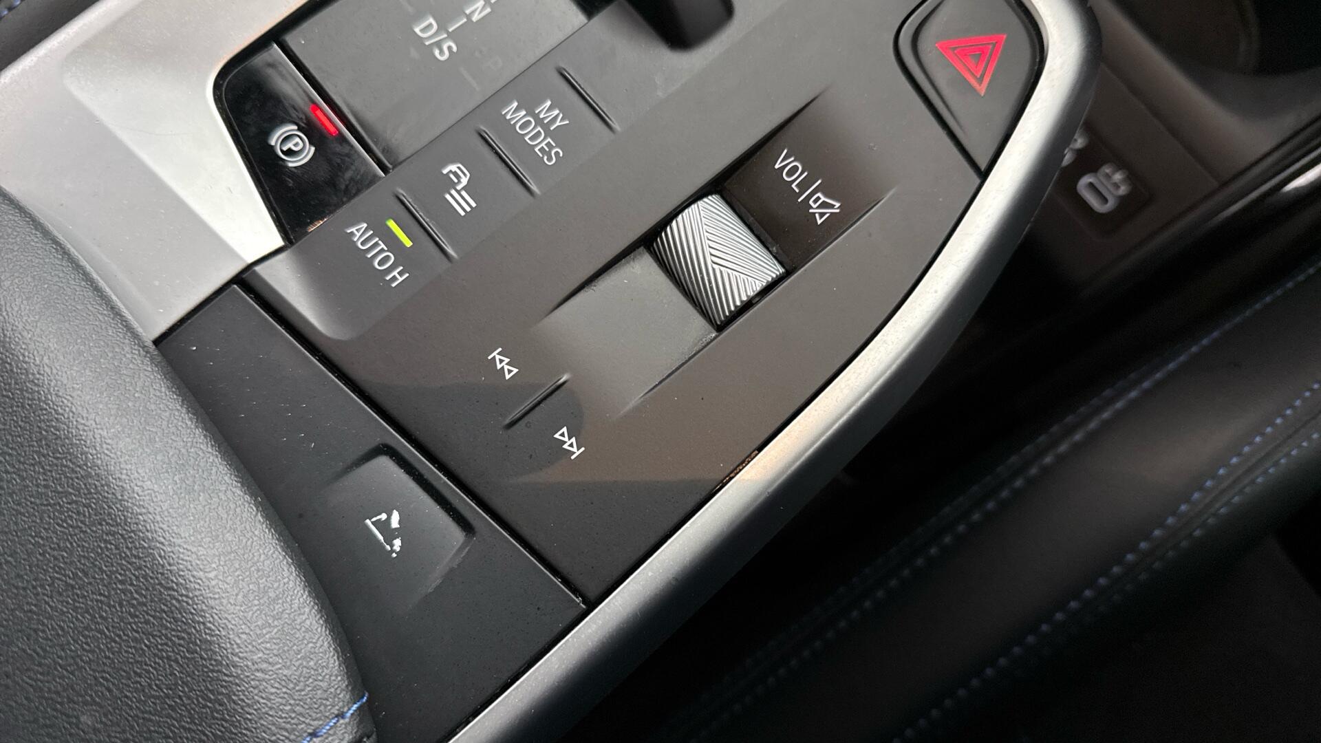 BMW 2 Series view 19
