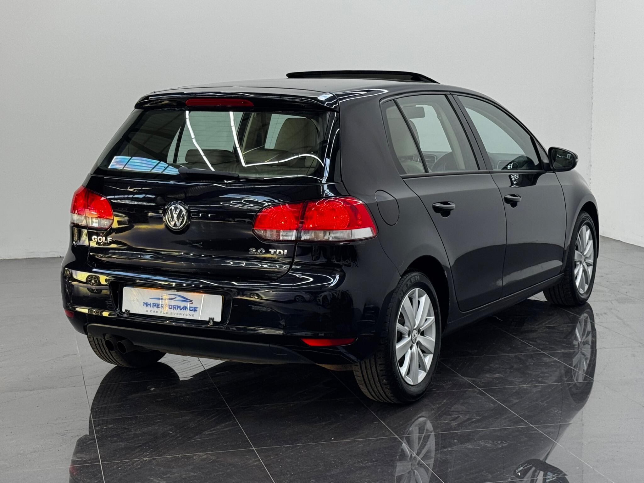 Volkswagen Golf view 35