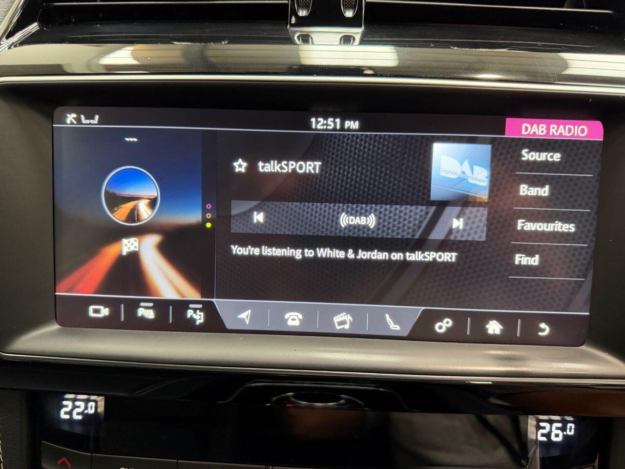 Jaguar F-Pace view 10