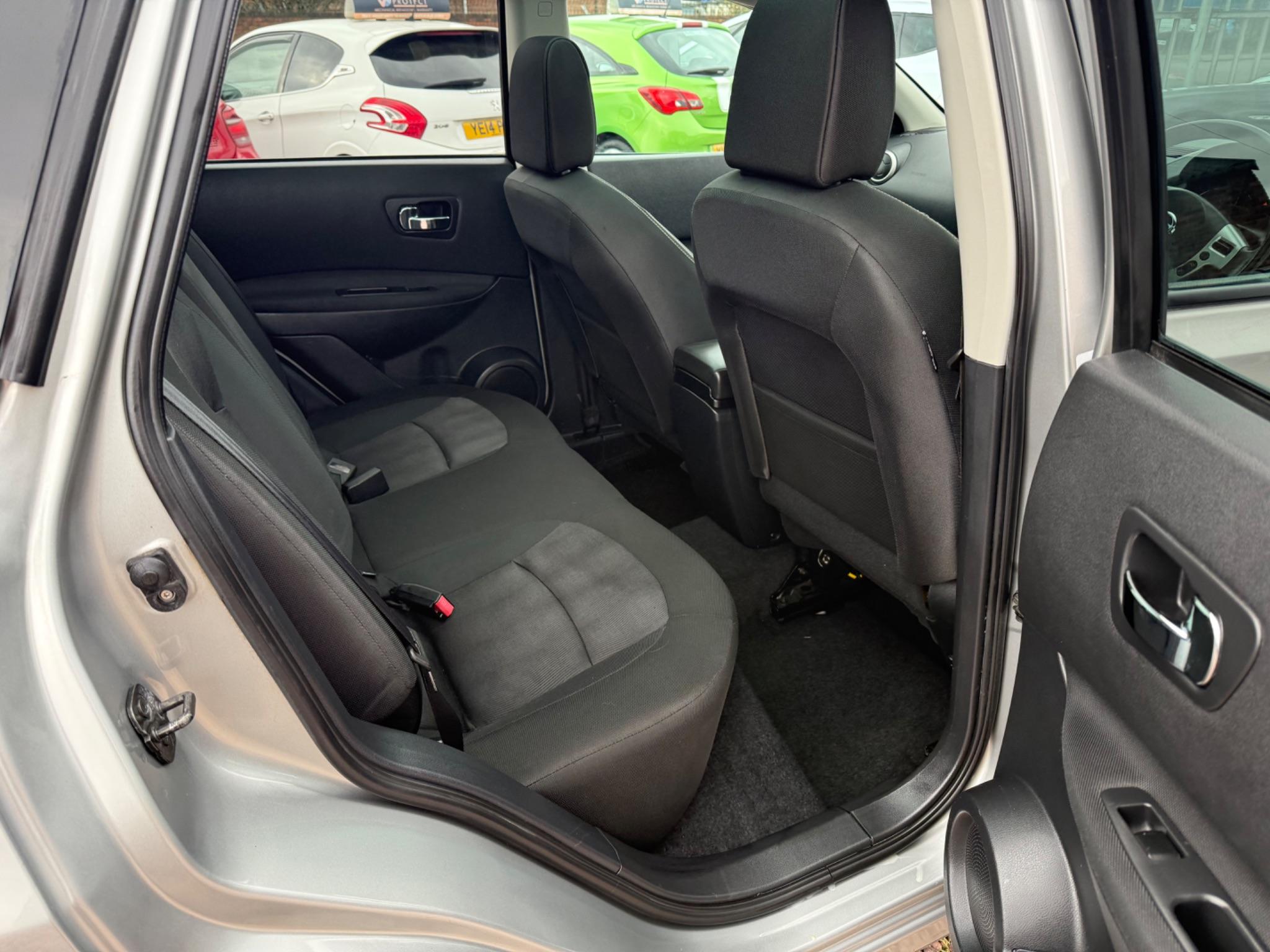 Nissan Qashqai view 28