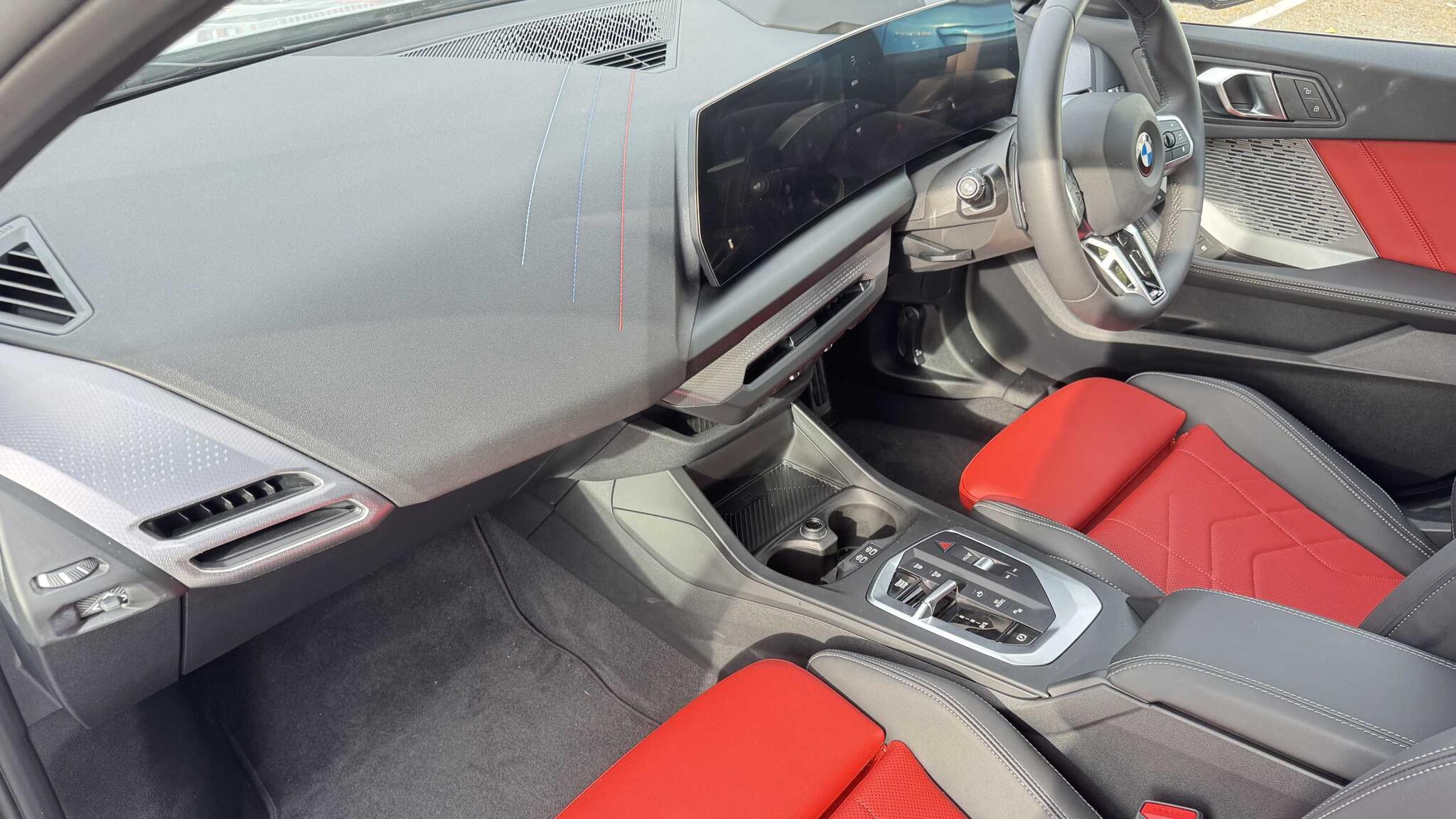 BMW 1 Series view 10