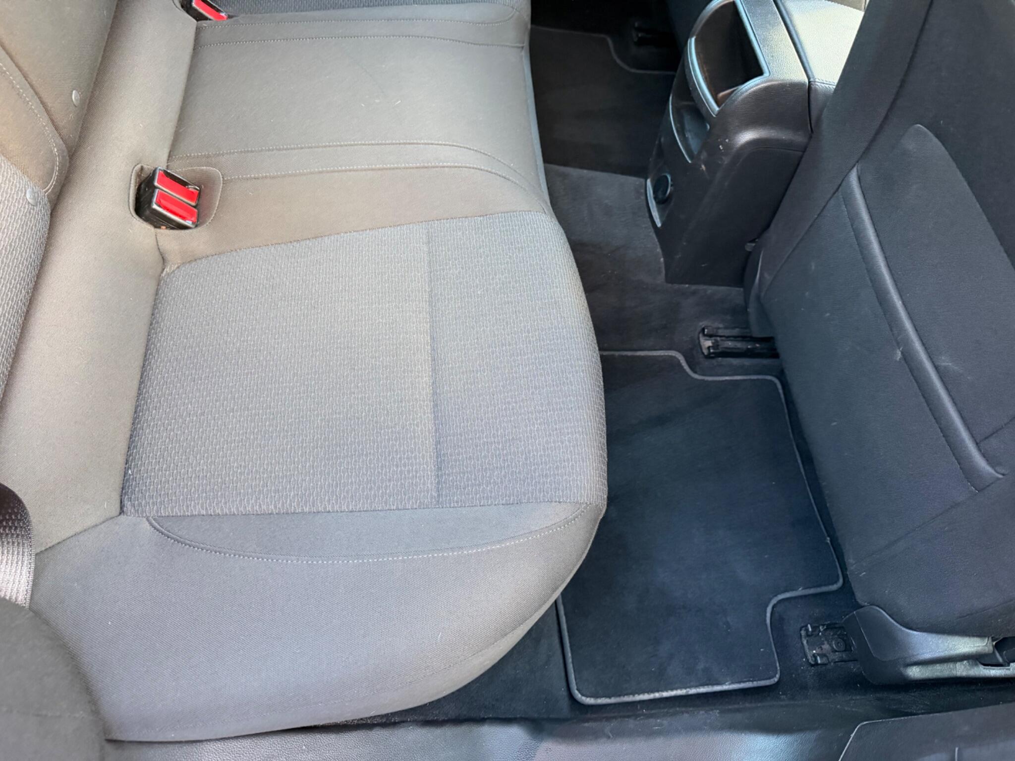 Vauxhall Insignia view 23
