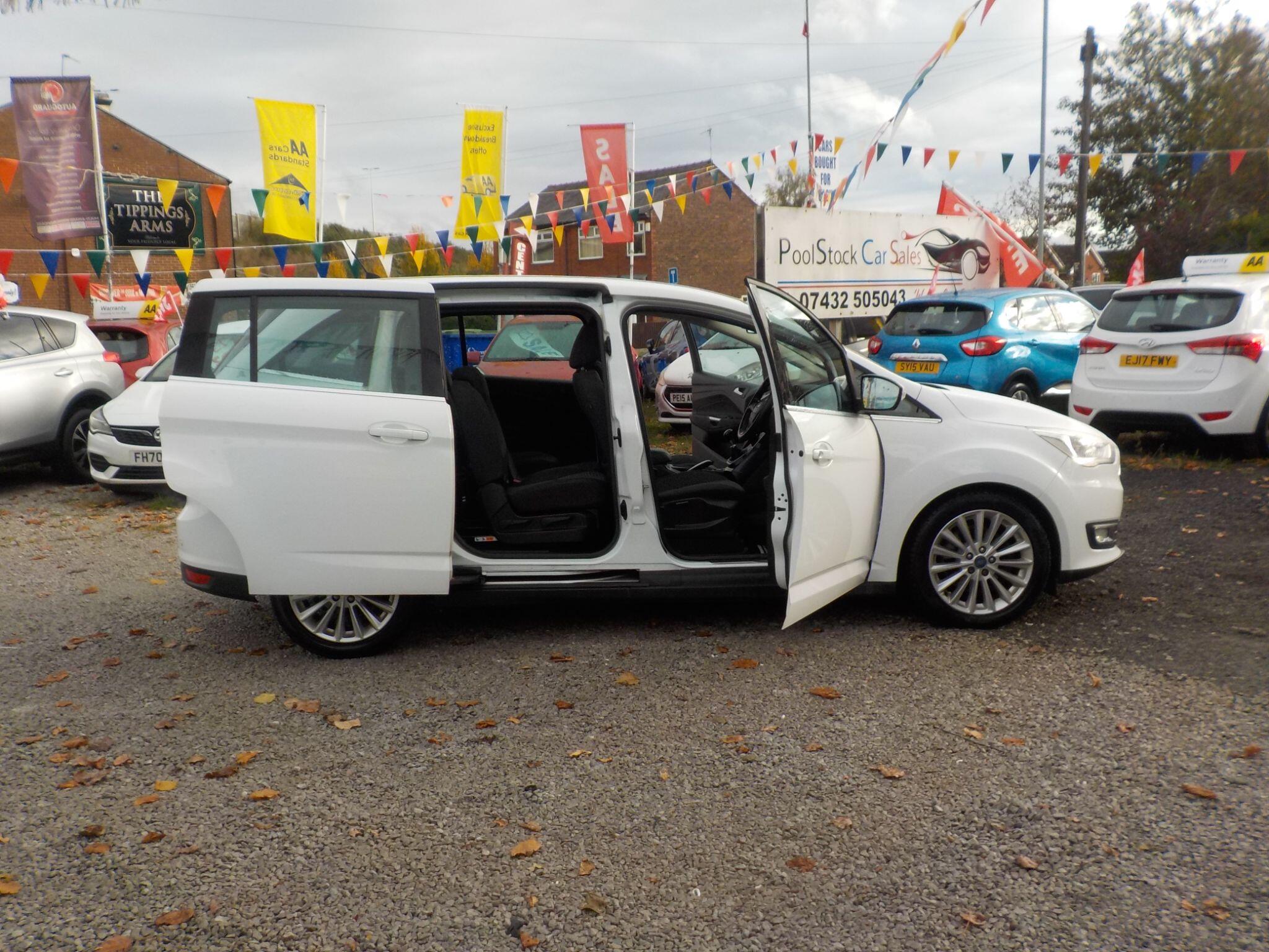 Ford Grand C-Max 1.5 TDCi Titanium Euro 6 (s/s) 5dr