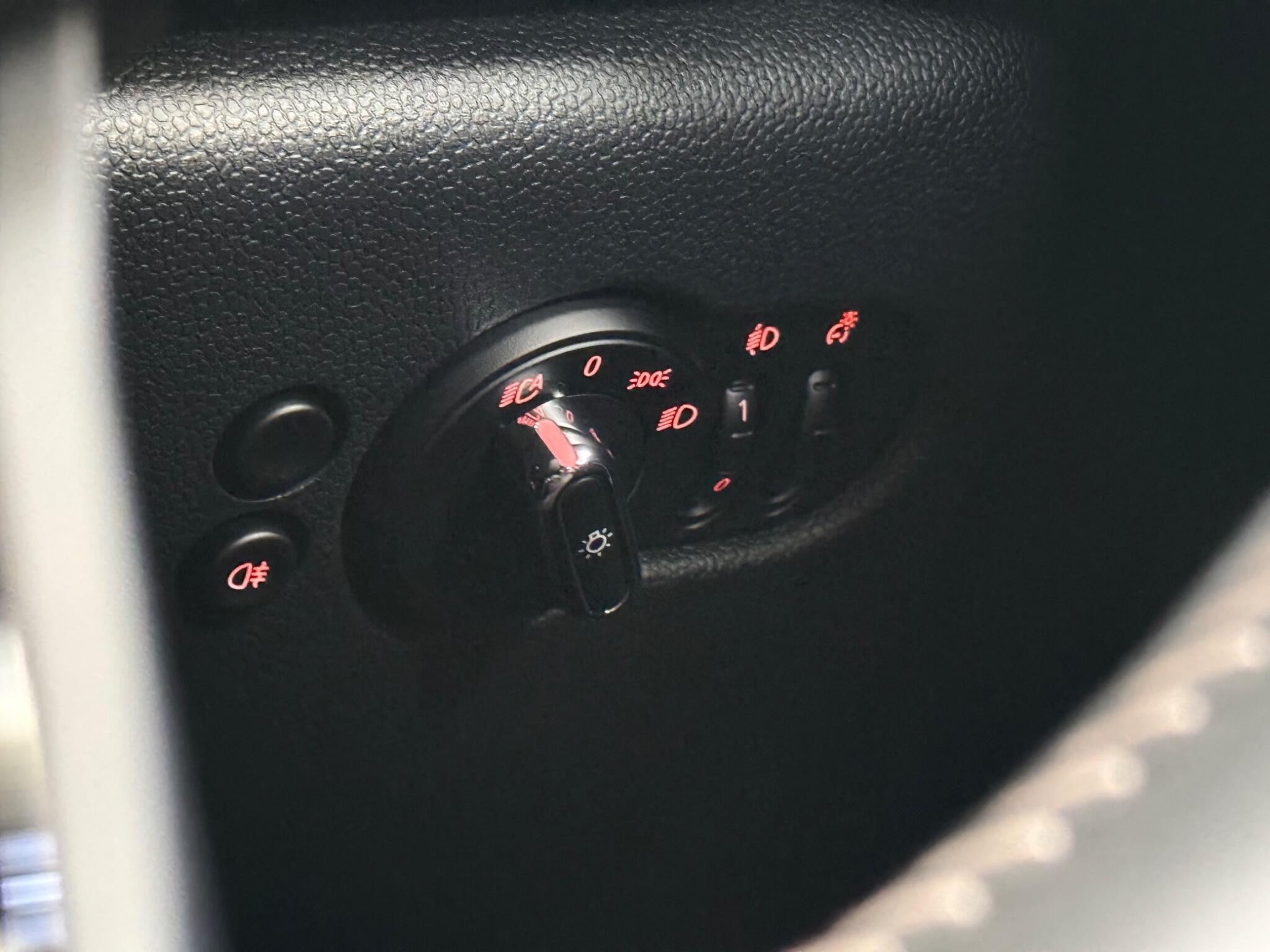 Mini Hatch view 17