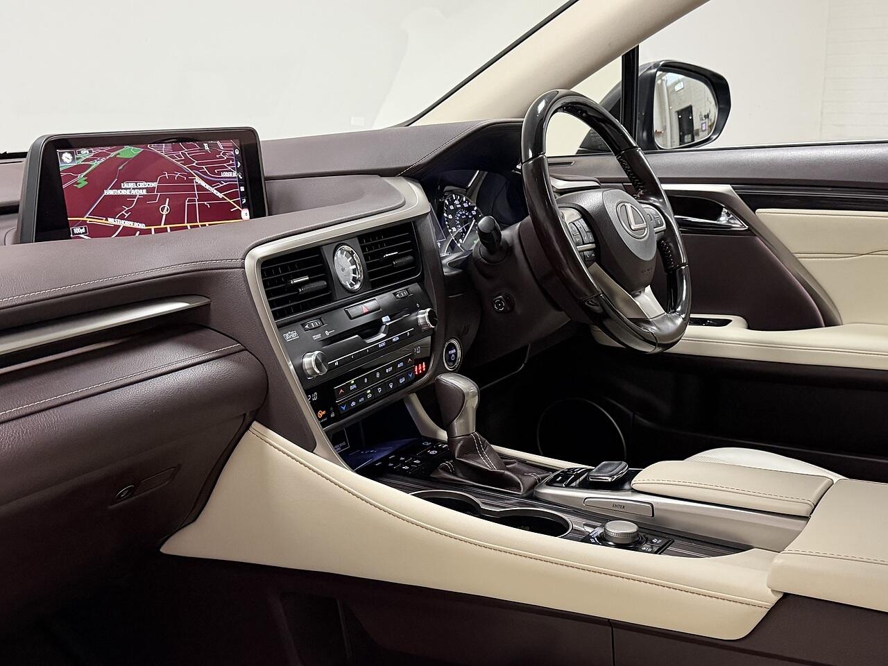 Lexus RX view 30