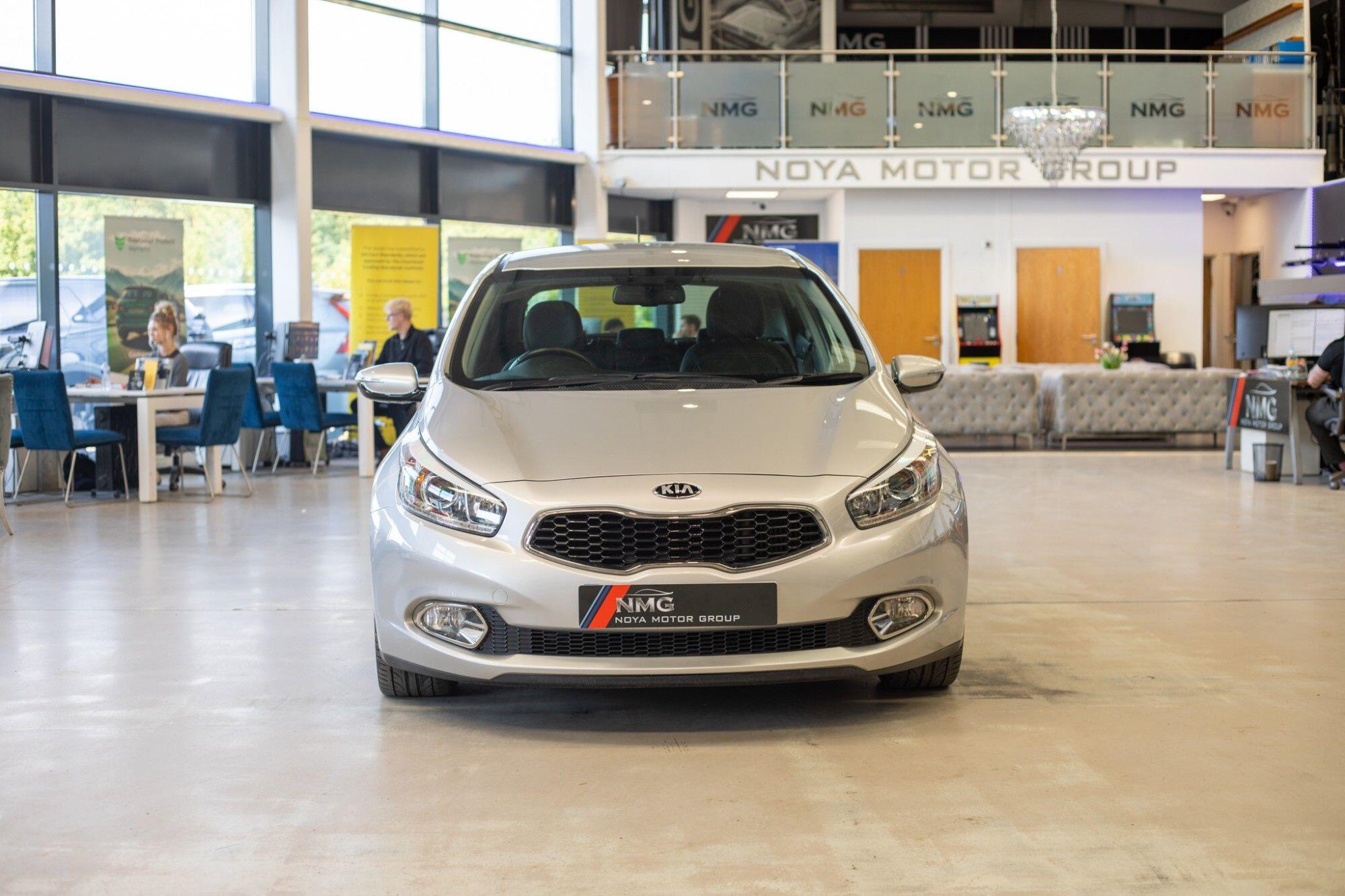 Kia Ceed view 10