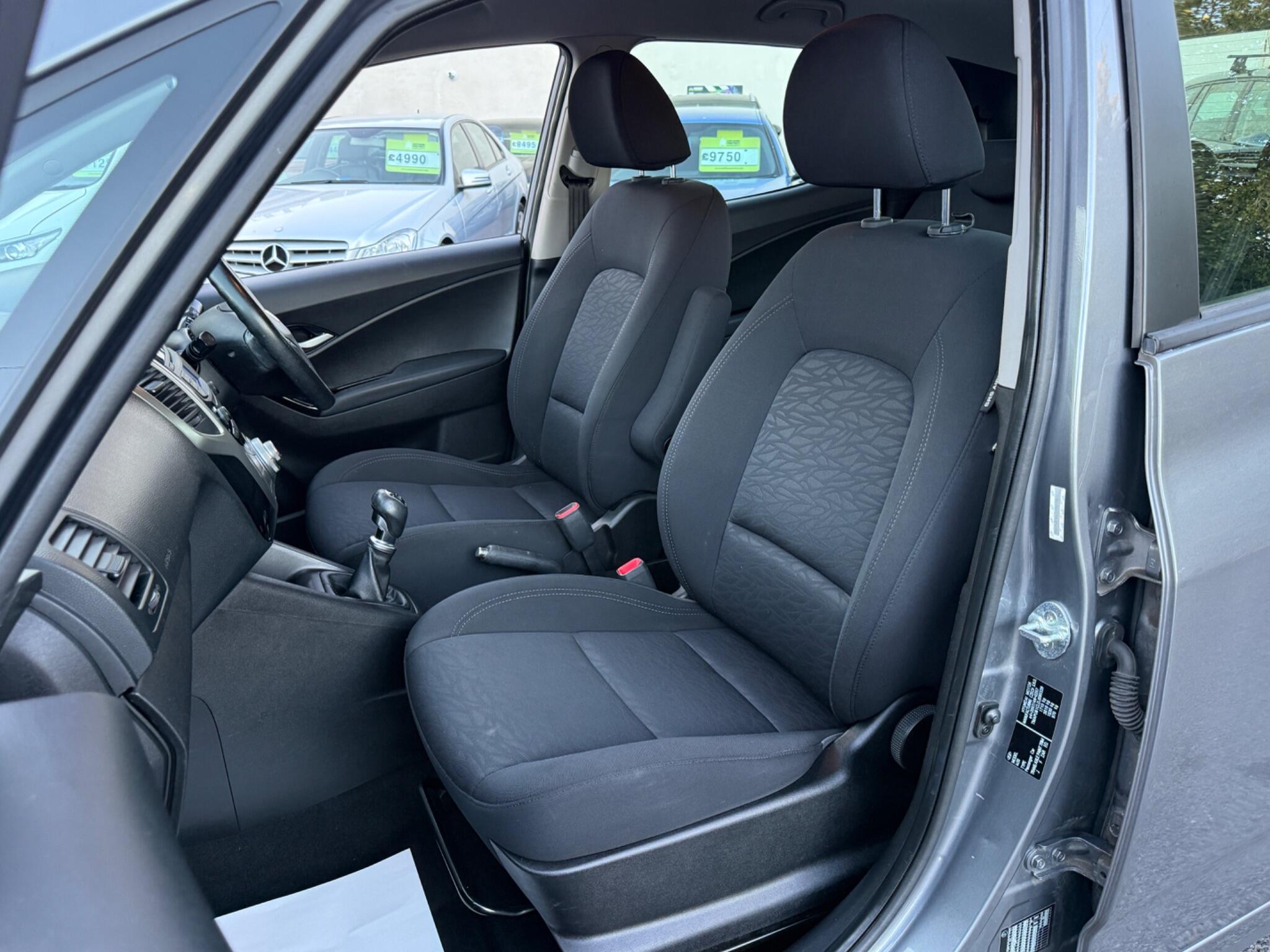 Hyundai ix20 - Image 43