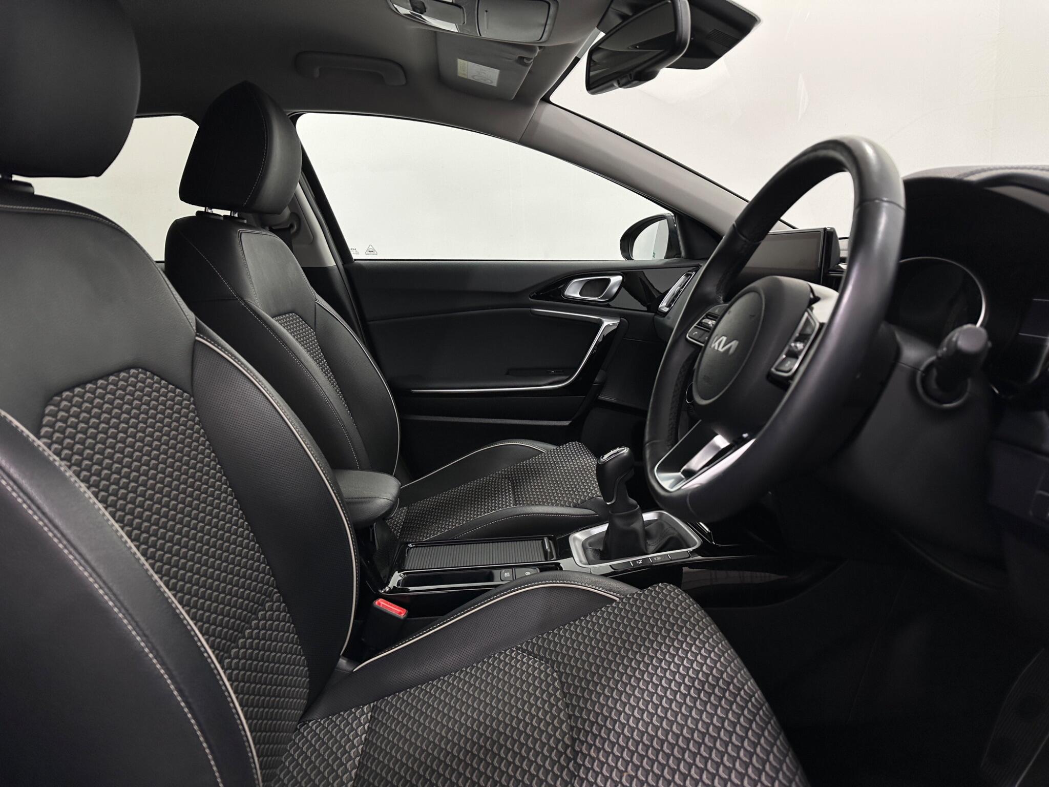 Kia Xceed view 32