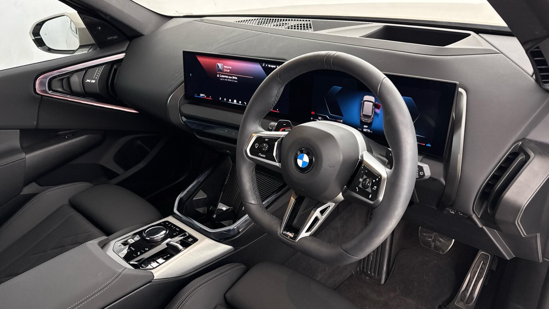BMW X3 view 6