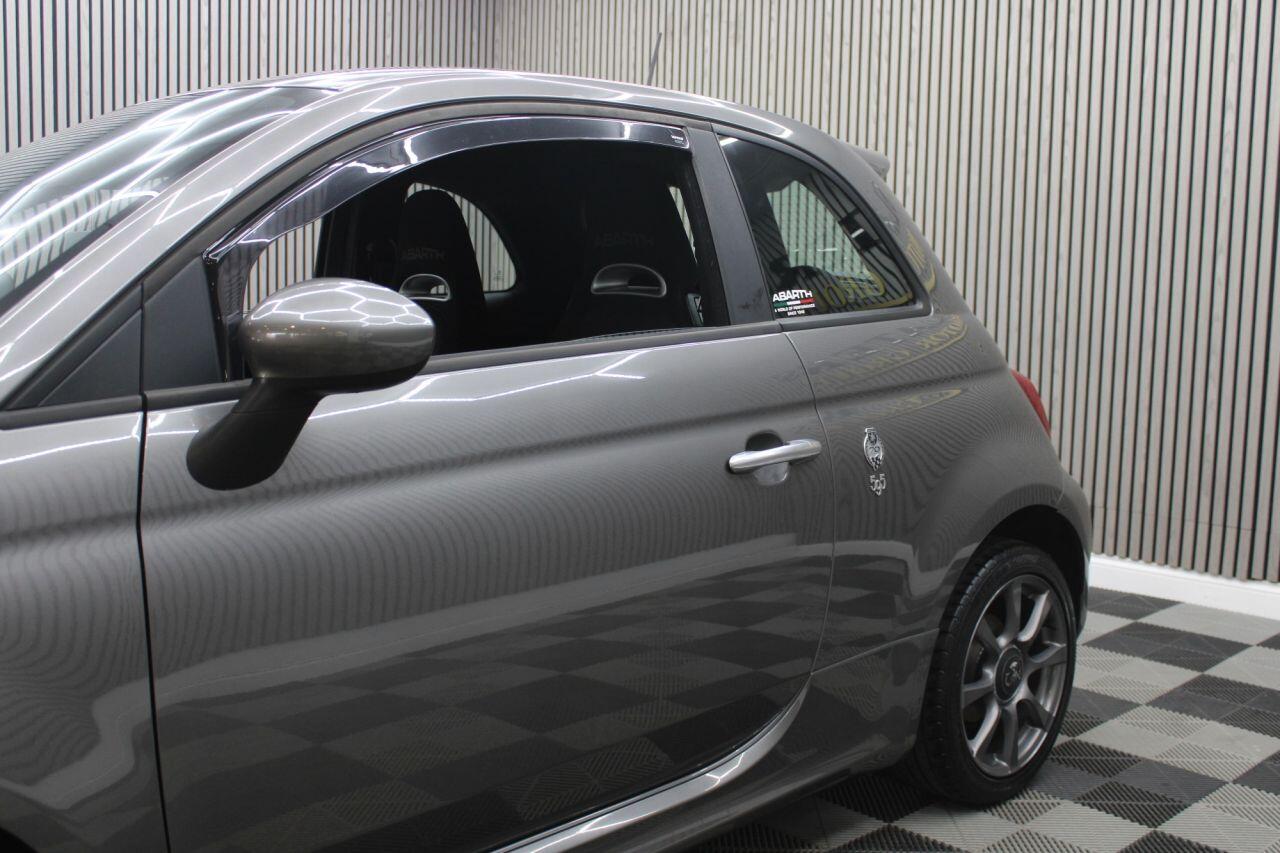 Abarth 595 view 21