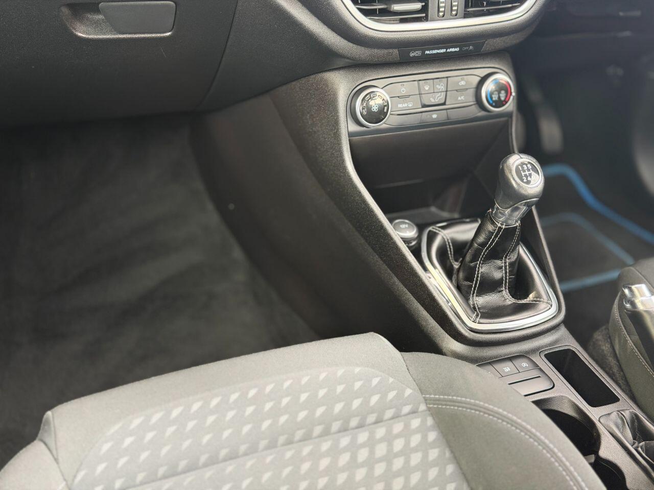Ford Fiesta view 124