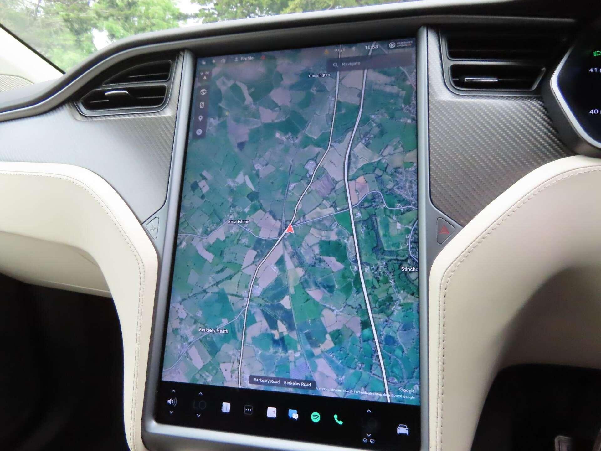 Tesla Model X view 13