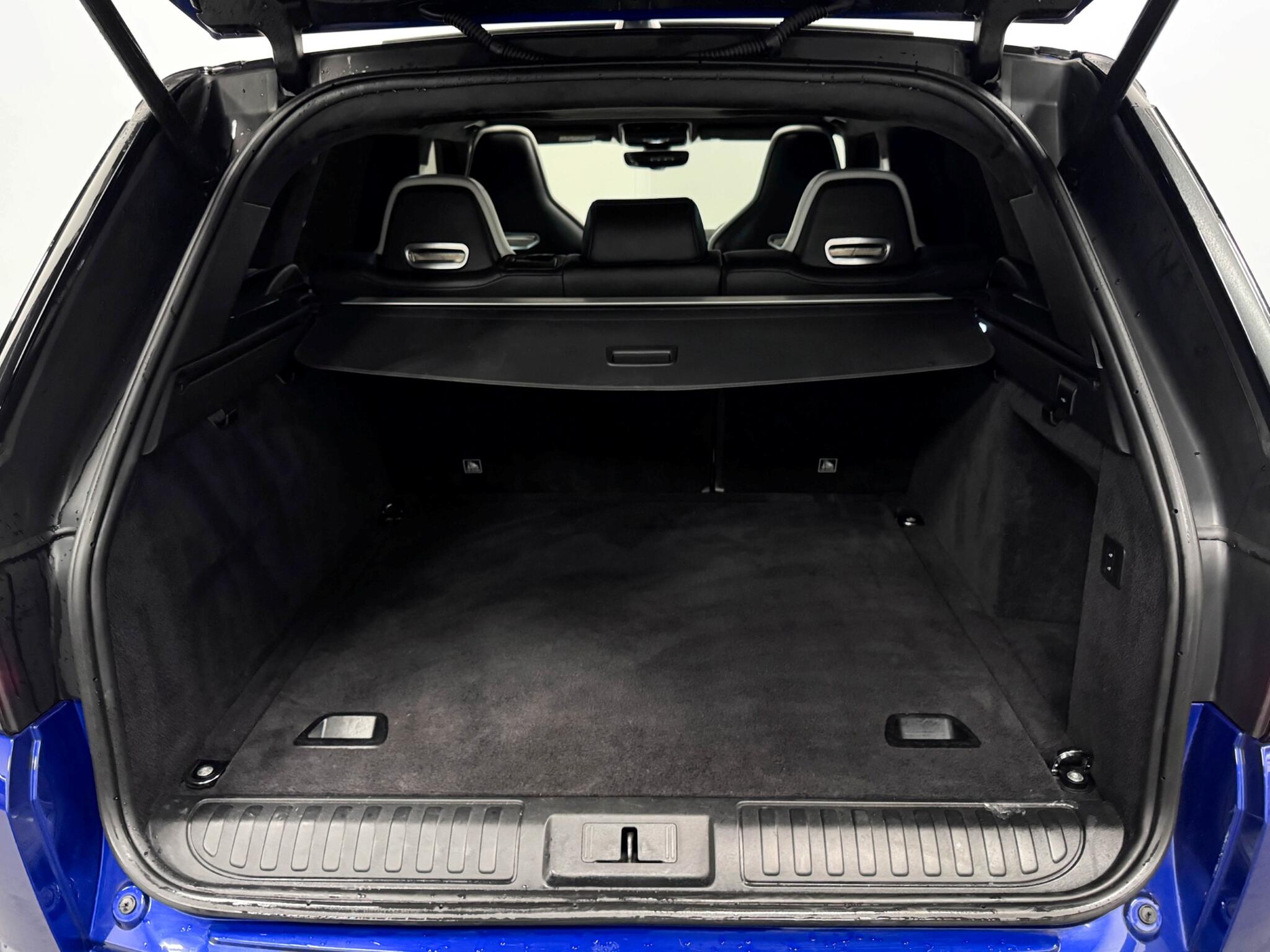 Land Rover Range Rover Sport view 8