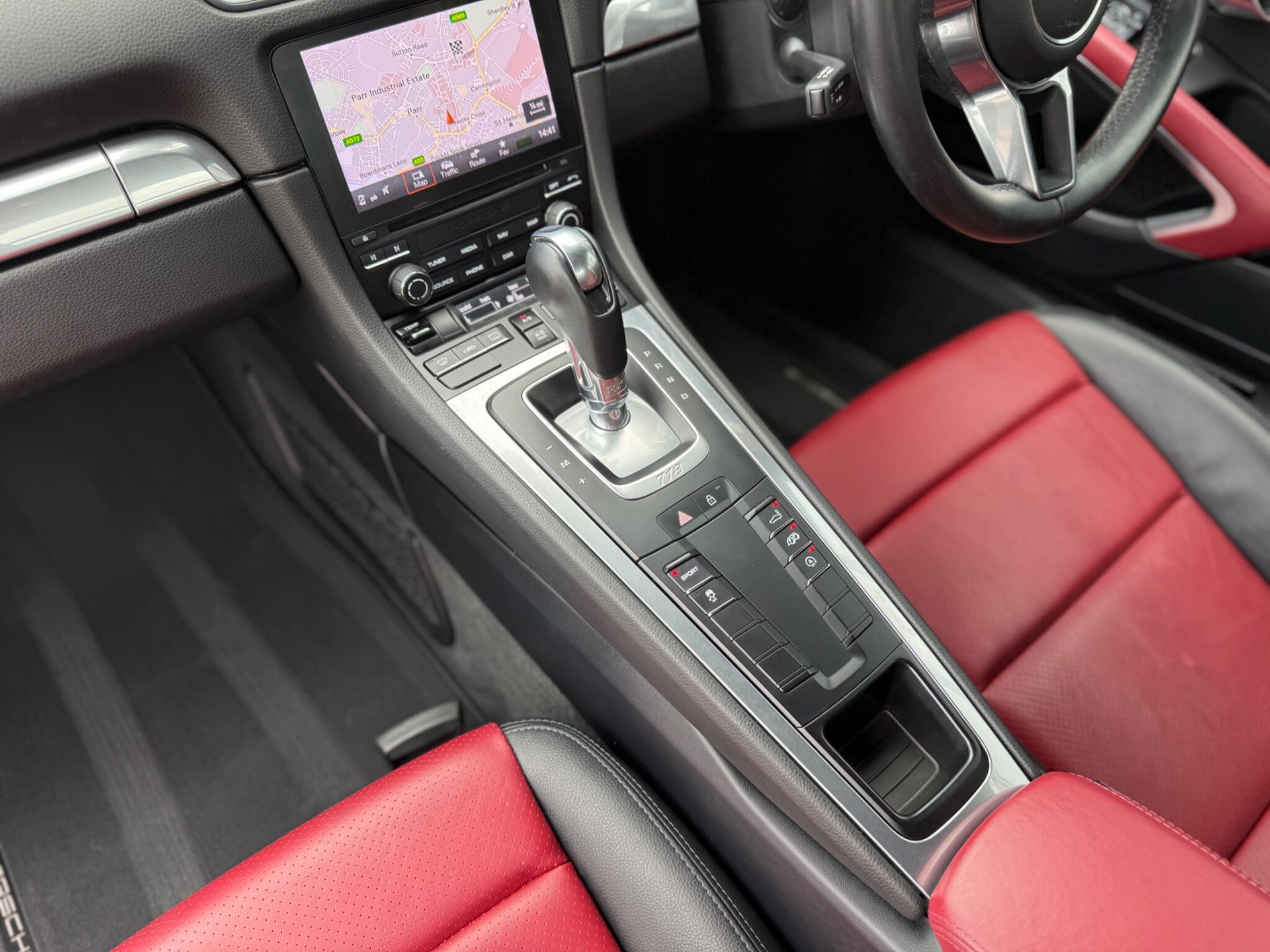 Porsche 718 Cayman view 33